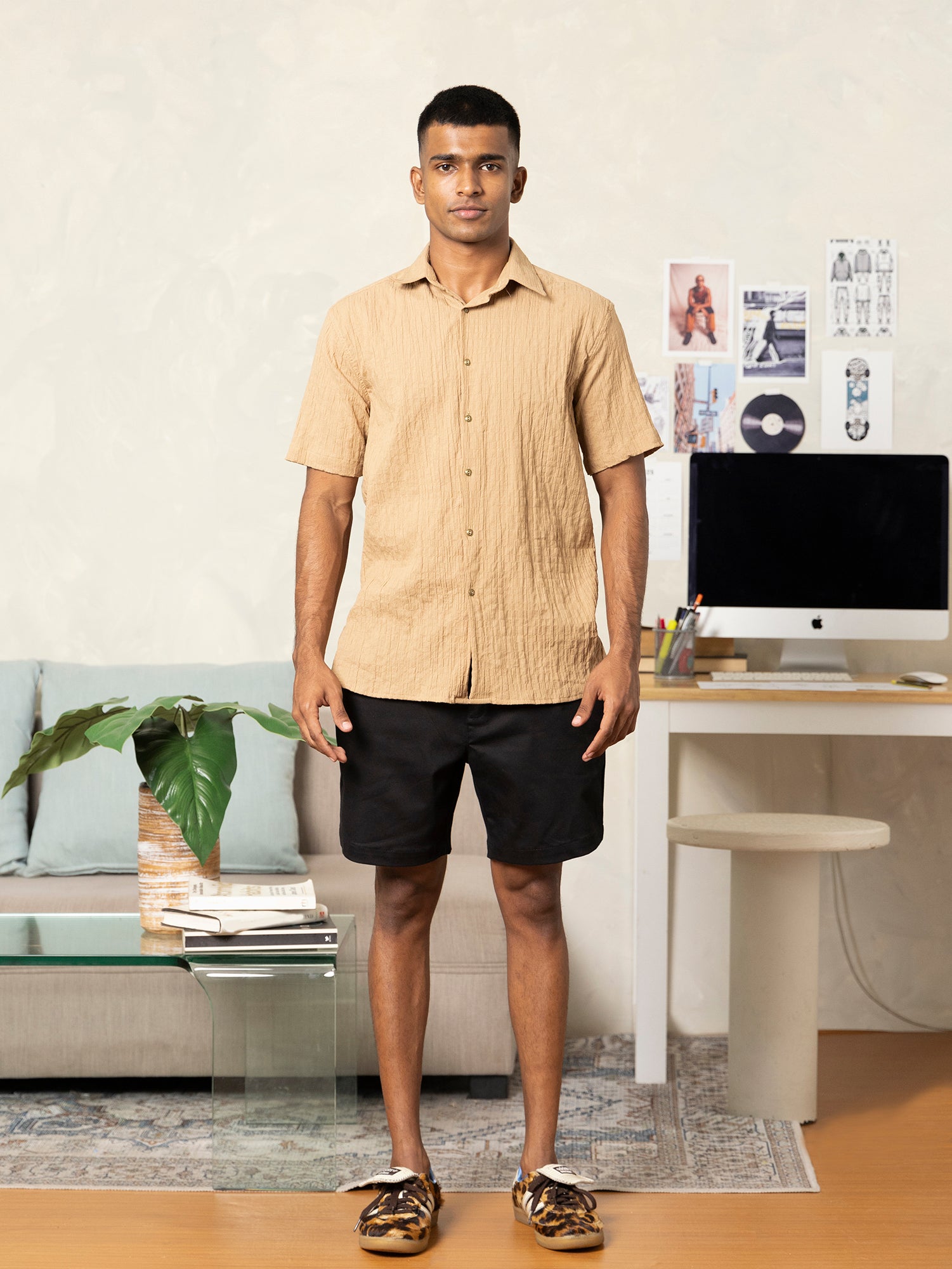 Short sleeve regular fit shirt