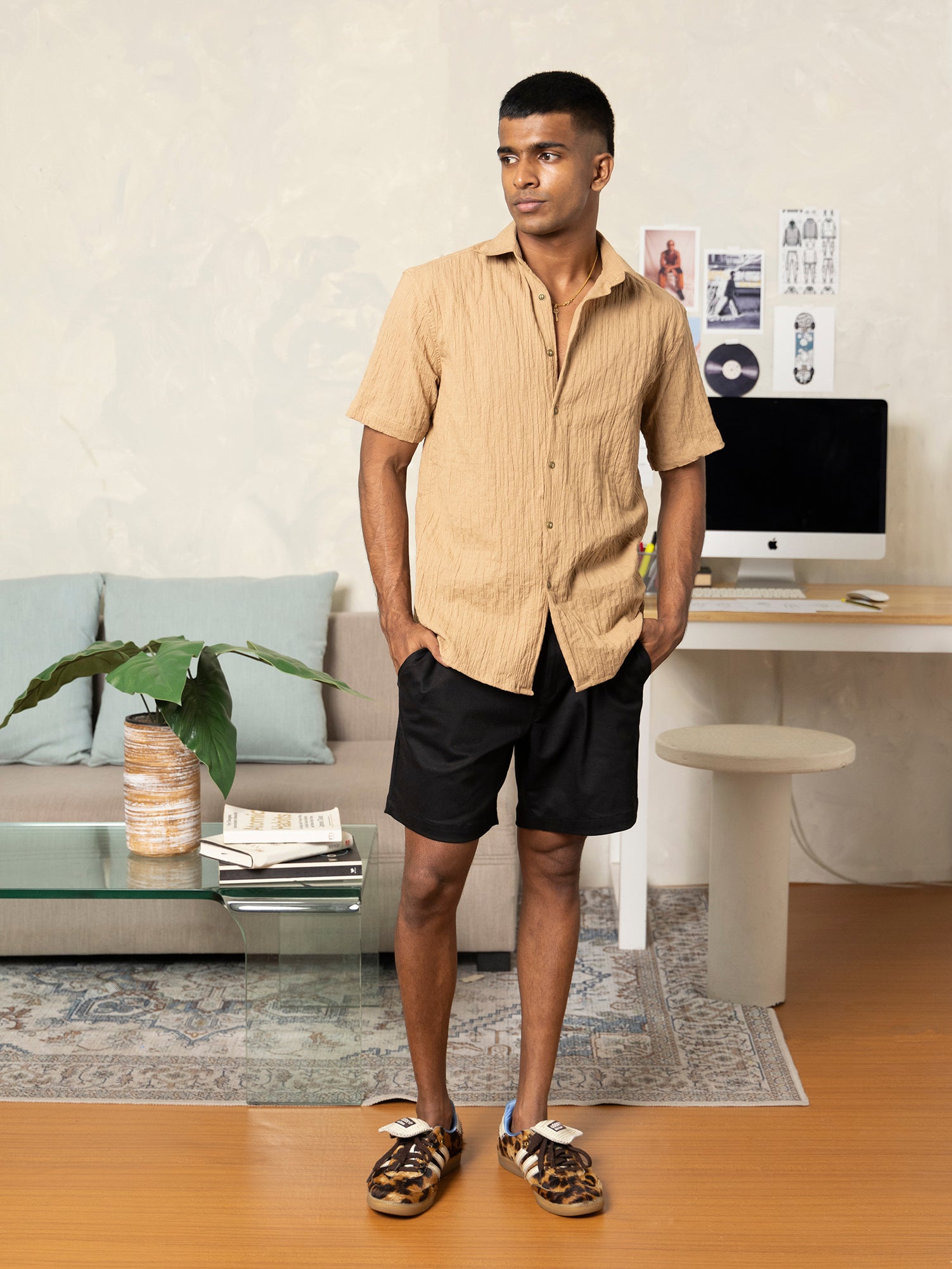 Short sleeve regular fit shirt