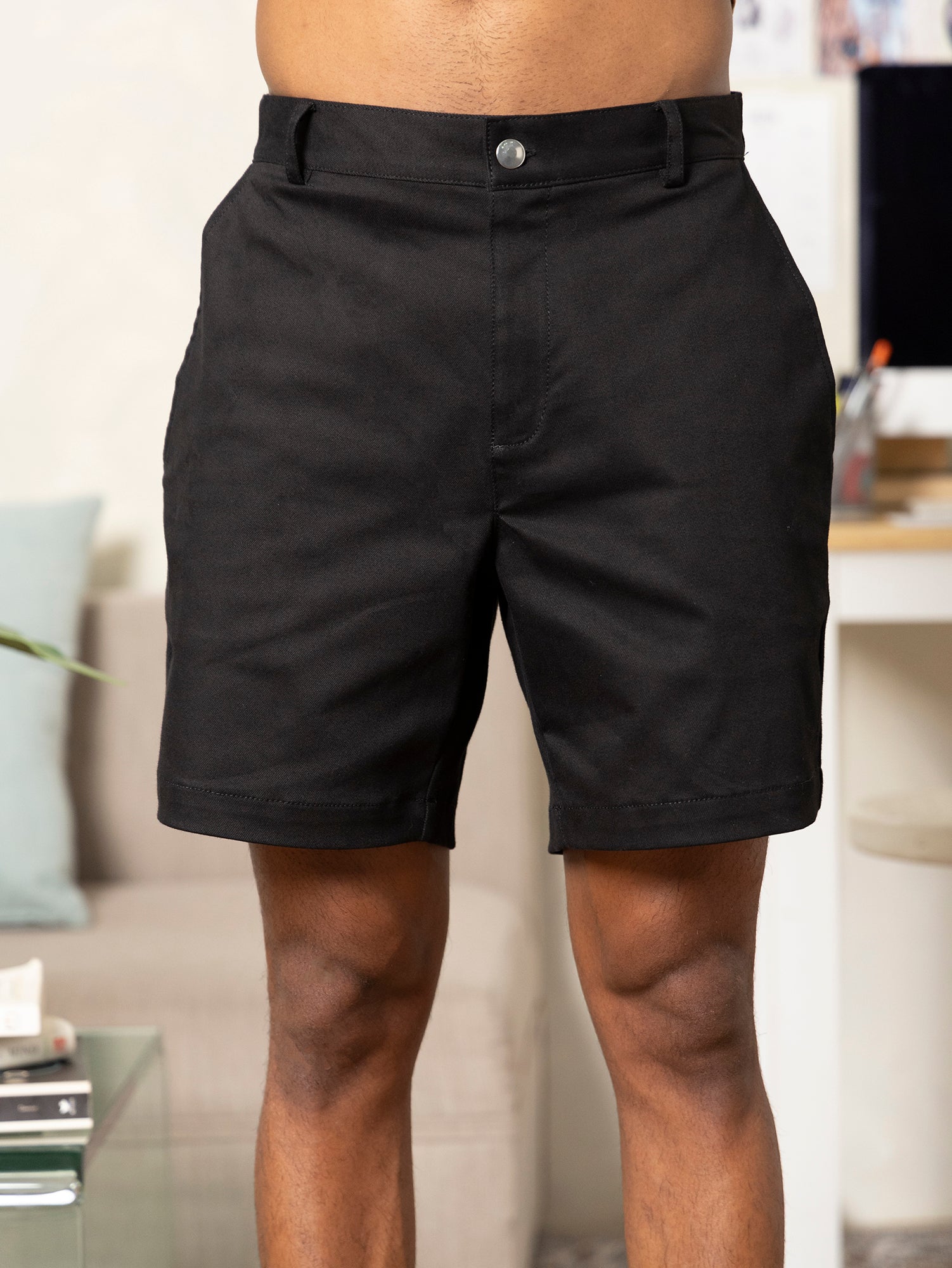 Soft cotton detailed men's short