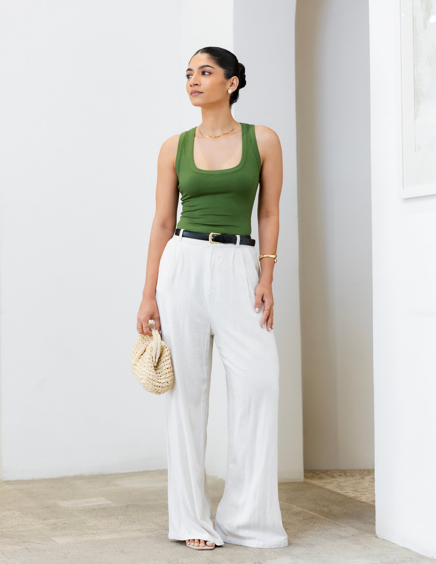 Scoop Neck Sleeveless Top