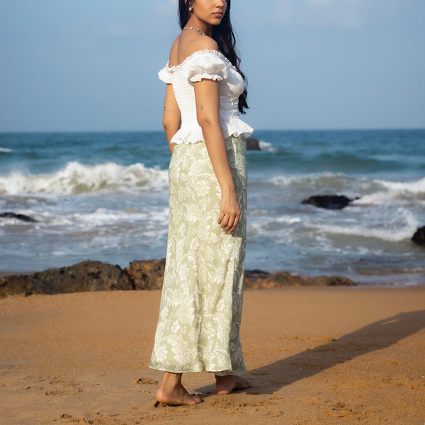 Front Cover Button Detailed Off Shoulder Top