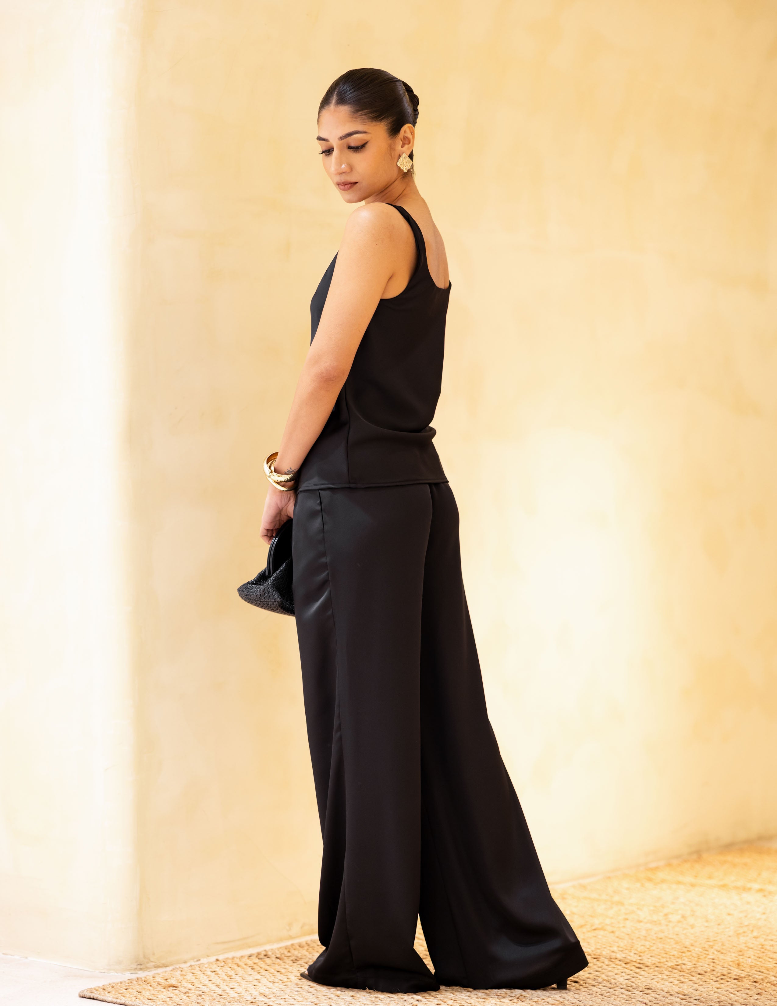 Round Neck Loose Fit Top