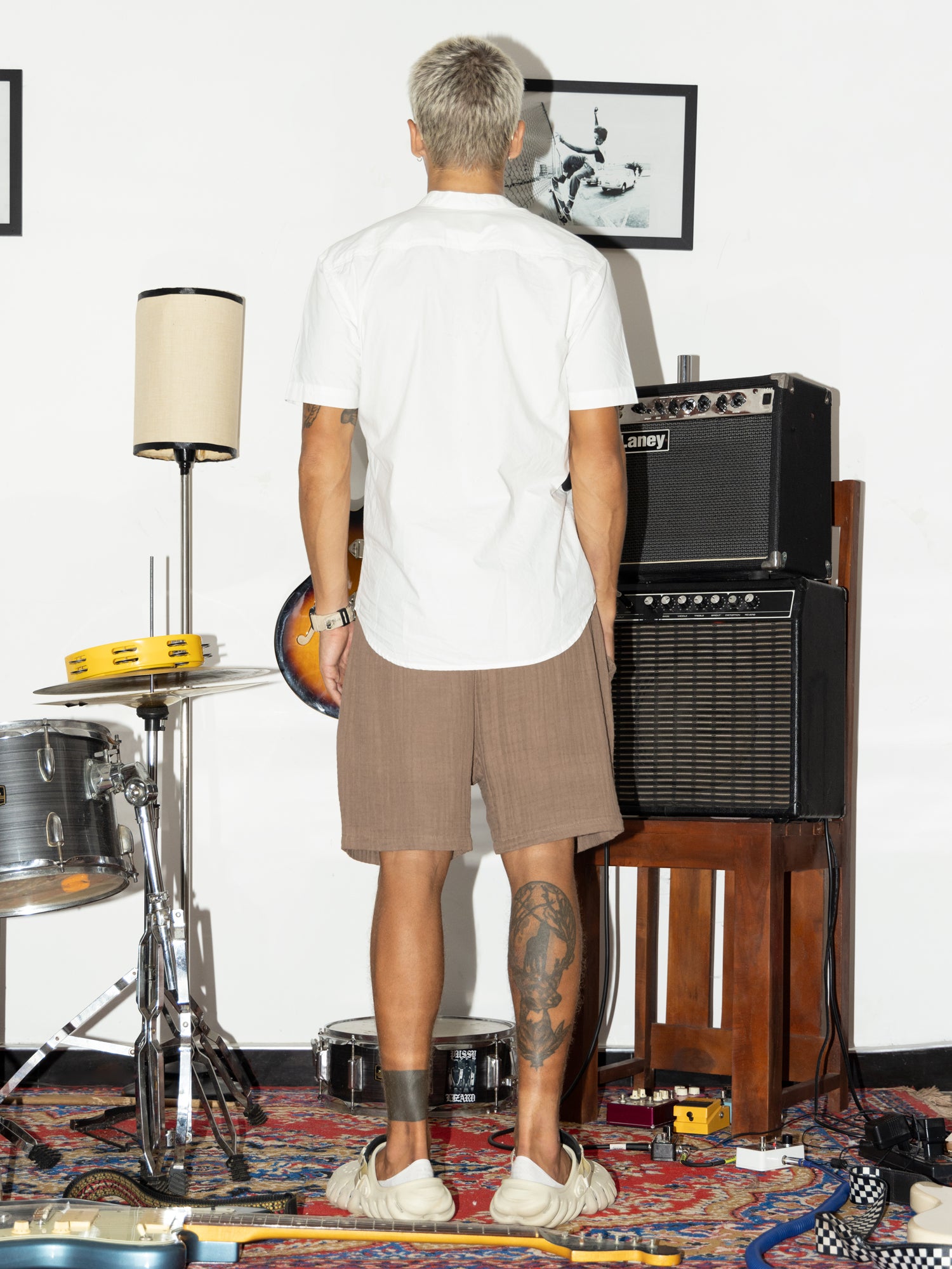 Short sleeved chinese collar shirt