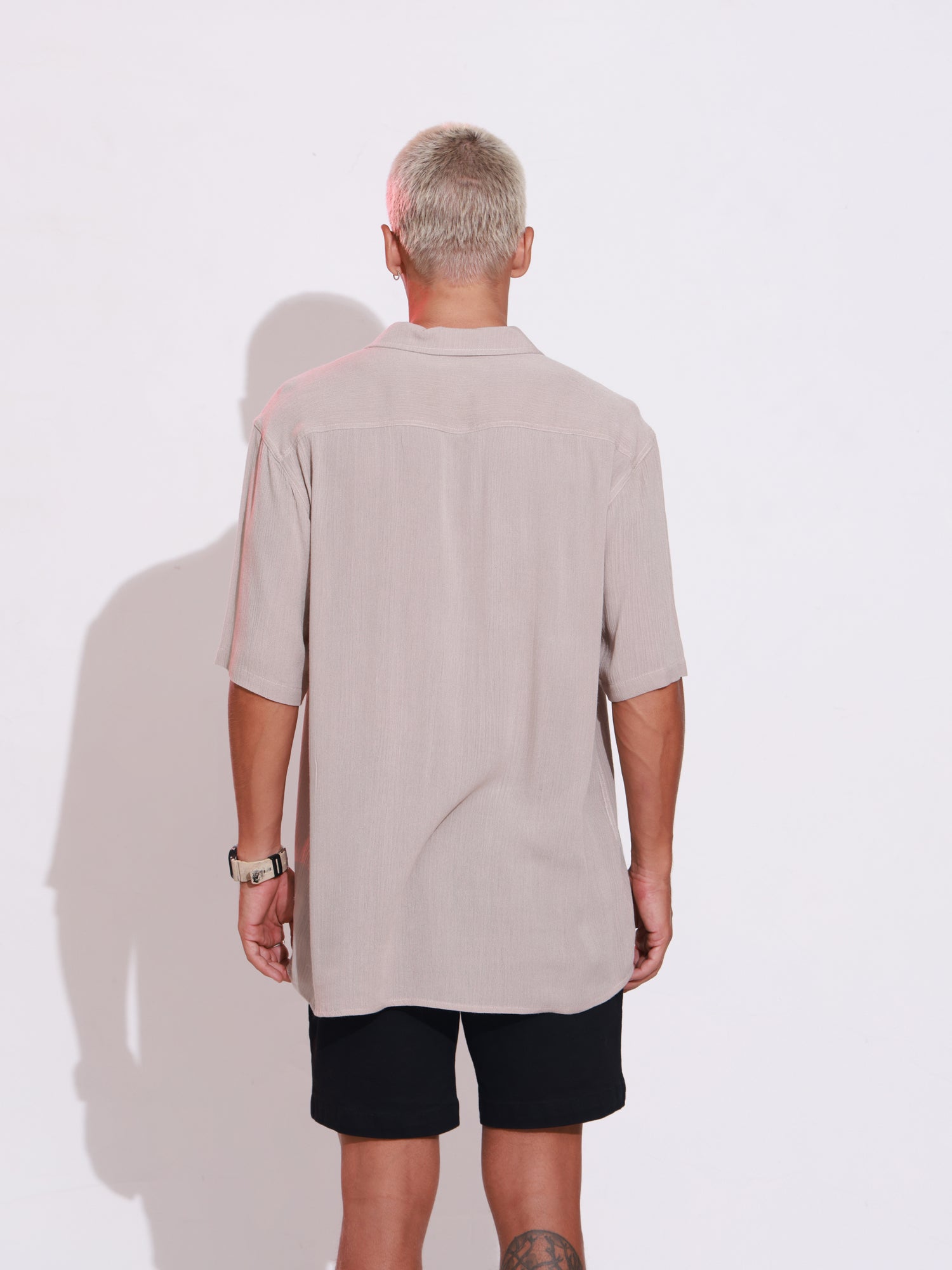 Short sleeved camp collar shirt