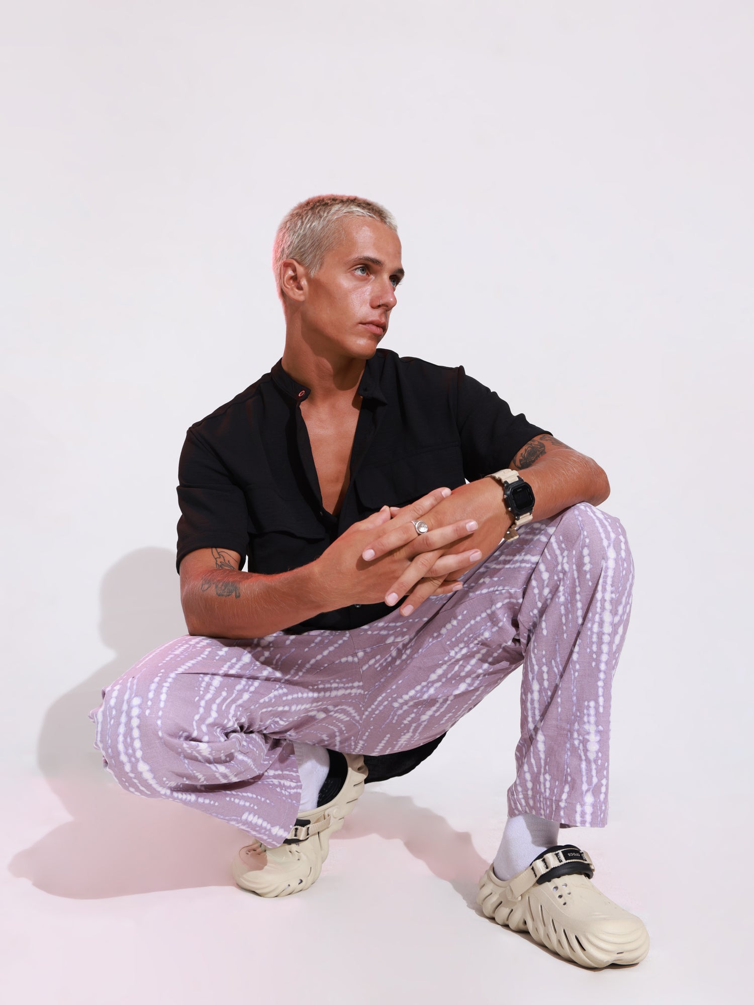 Short sleeved chinese collar shirt