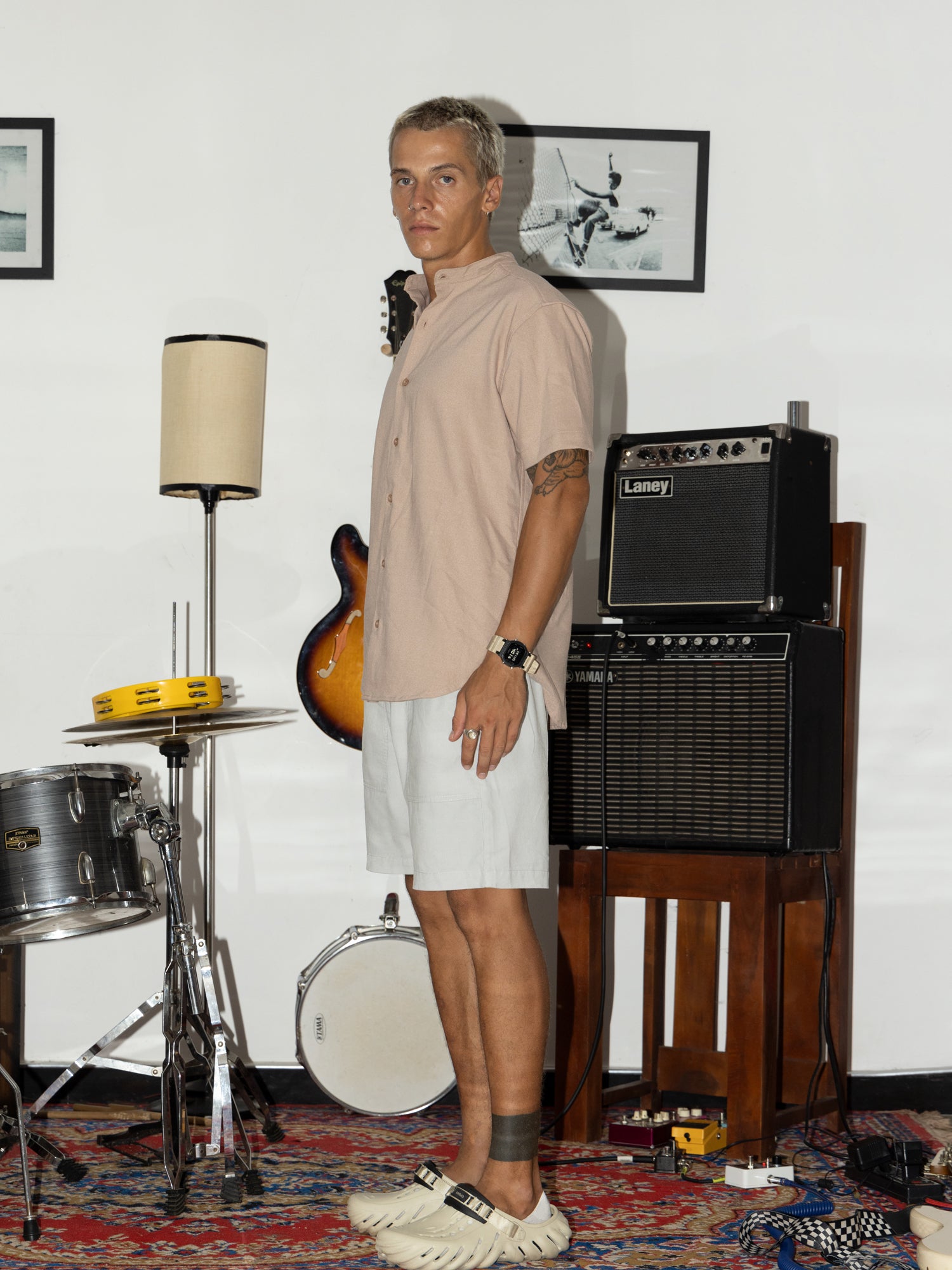 Short sleeved chinese collar shirt