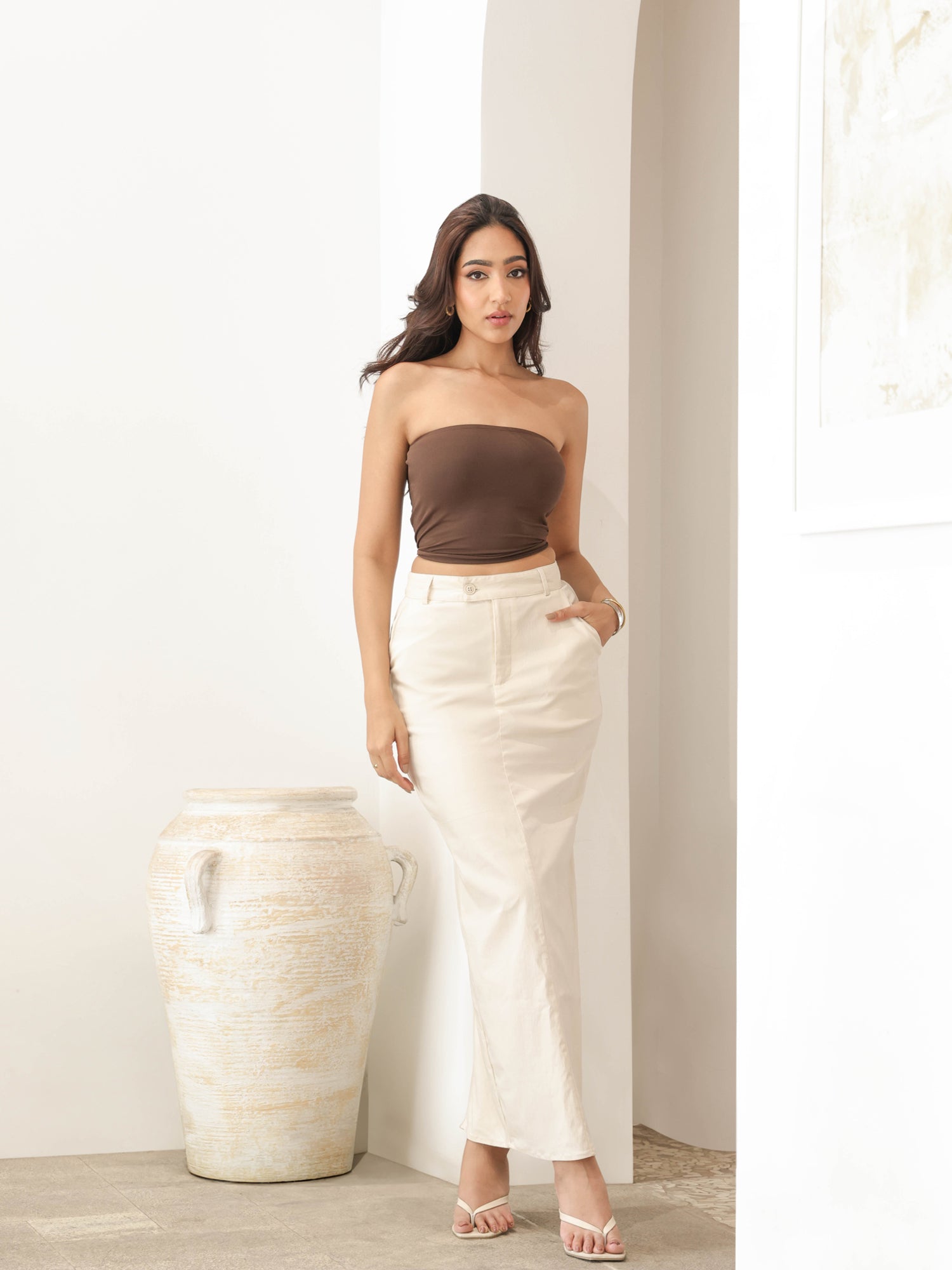 Back Slit Detailed Fitted Maxi Skirt