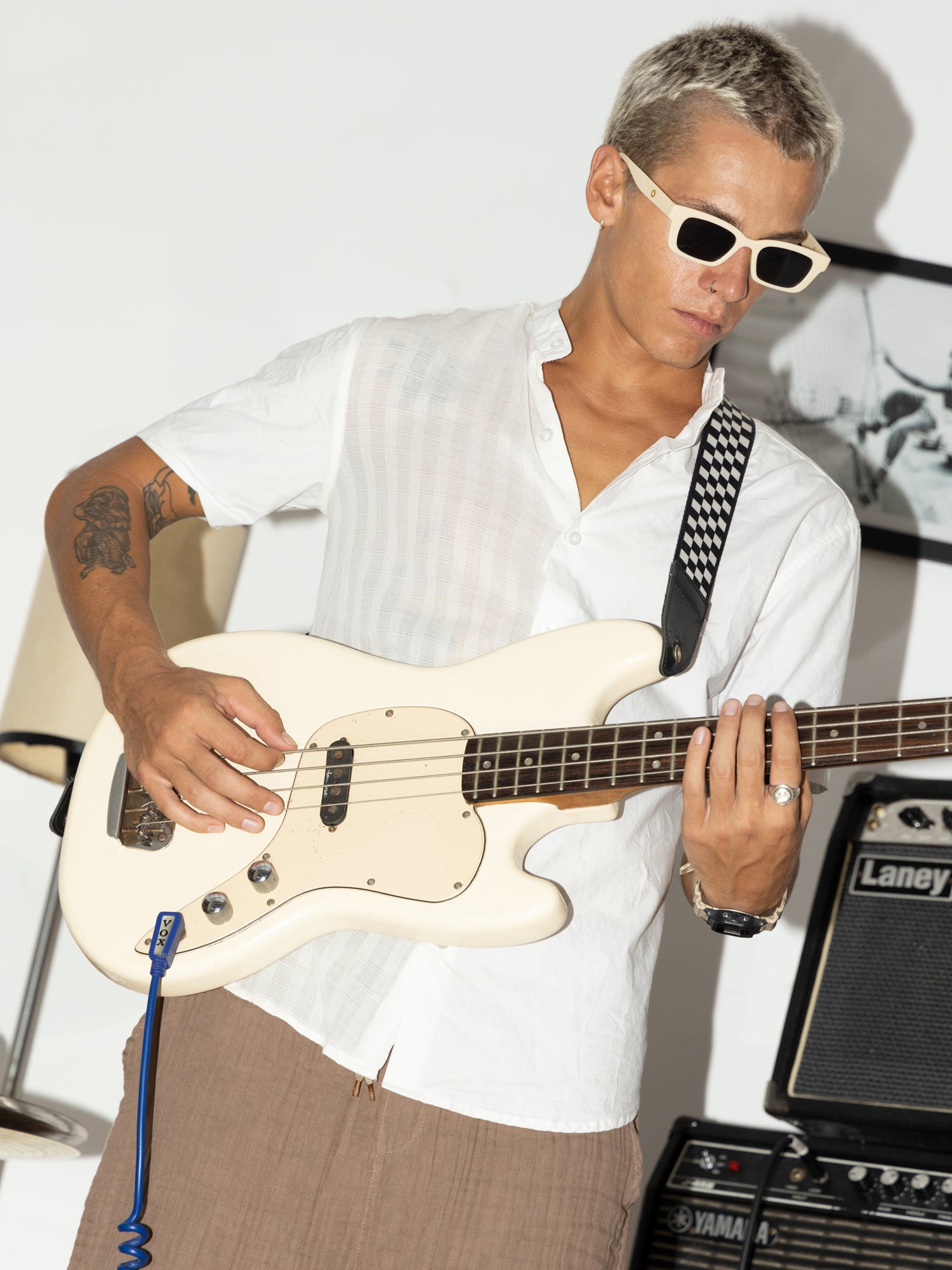 Short sleeved chinese collar shirt