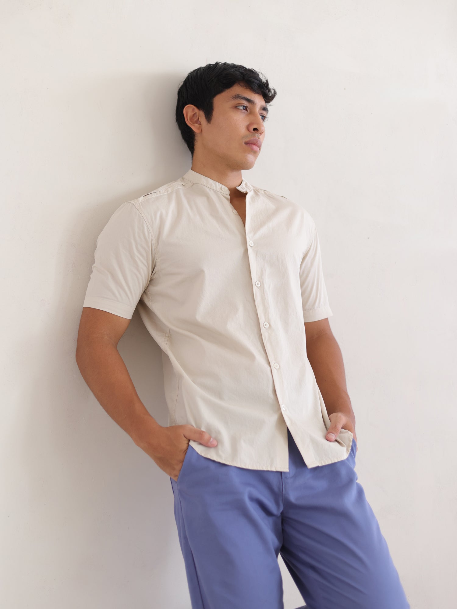 Slim fit S/S chinese collar shirt