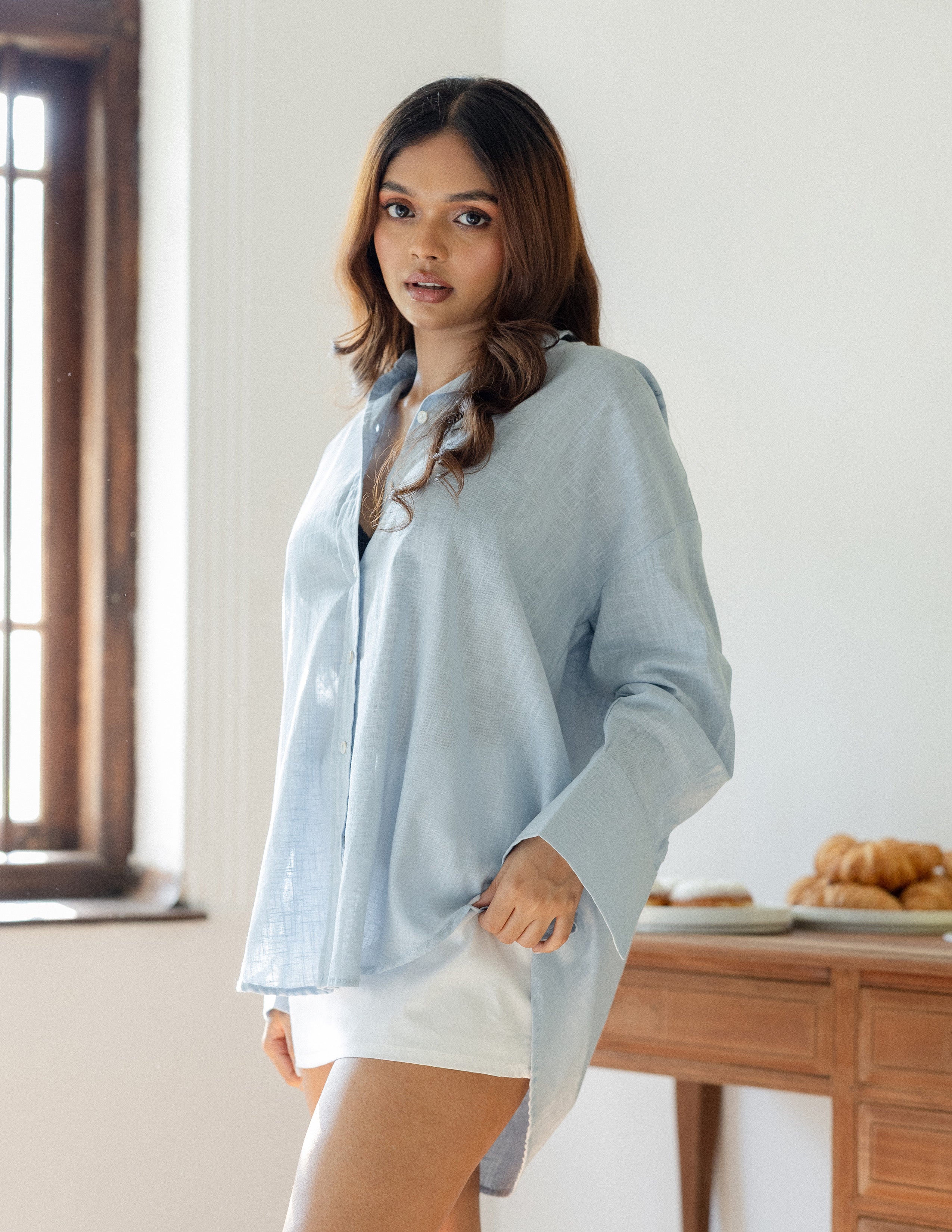 Collar Detailed Button Down Long Sleeved Top