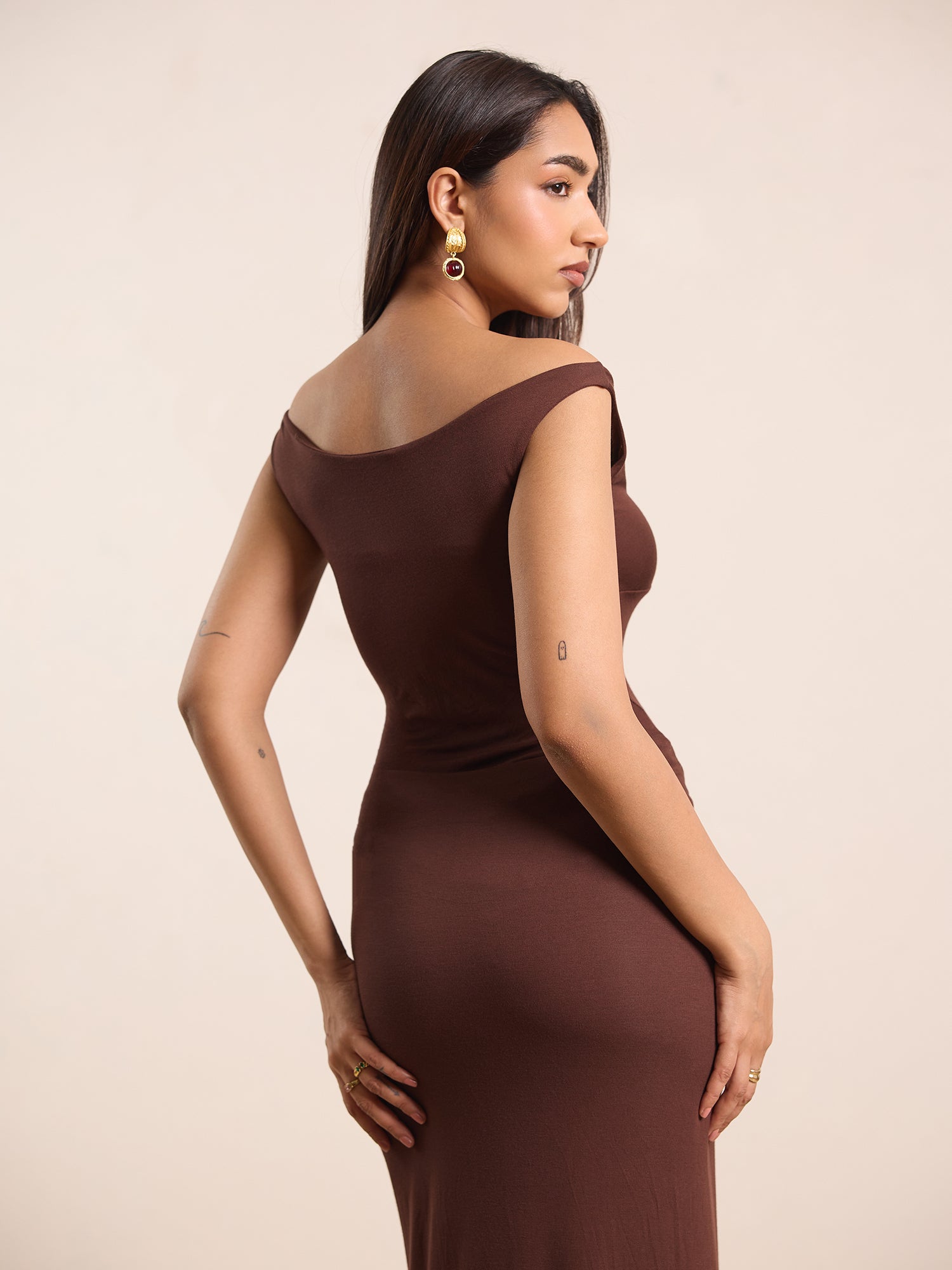 Off Shoulder Ruched Detailed Maxi Dress