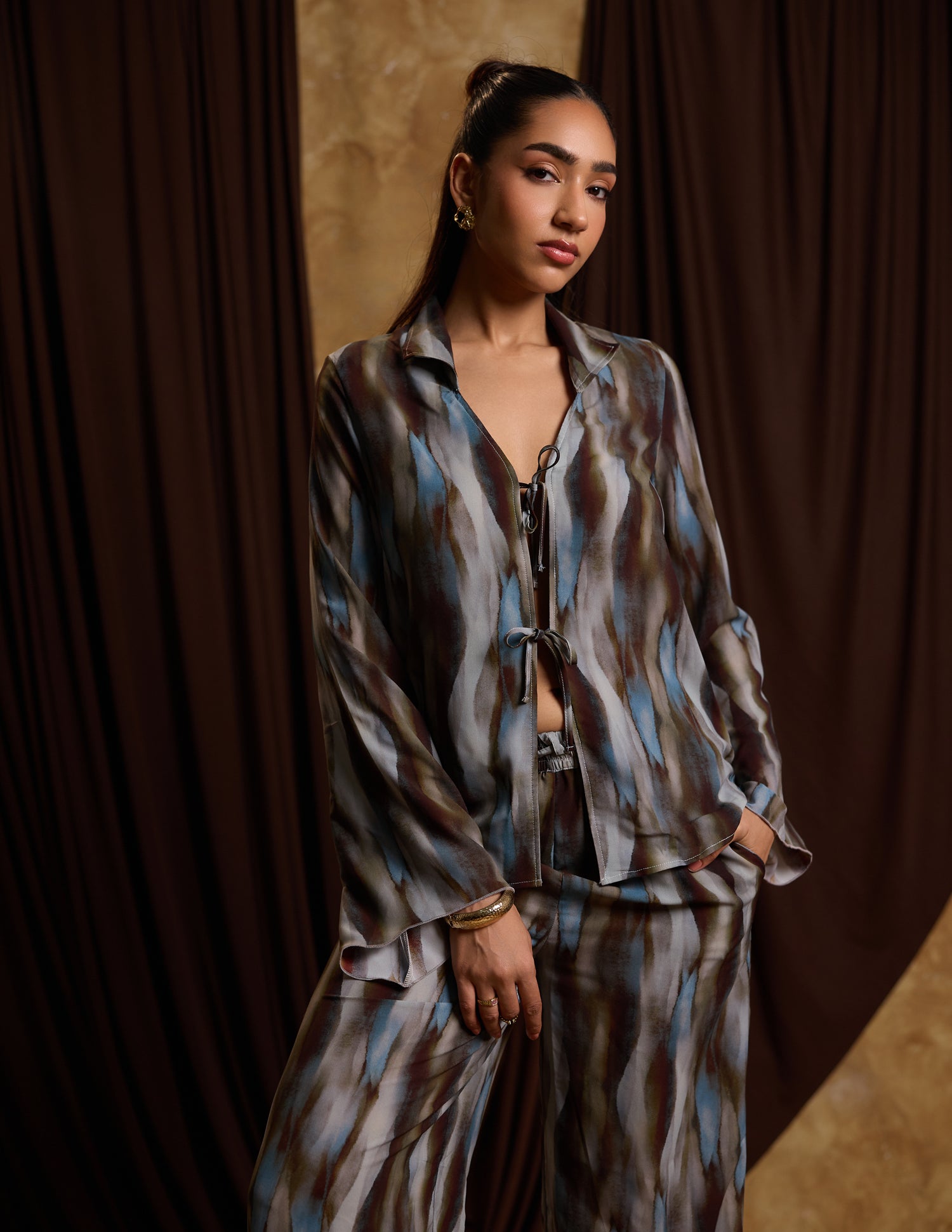 Front Tie Up Long Sleeved Printed Top