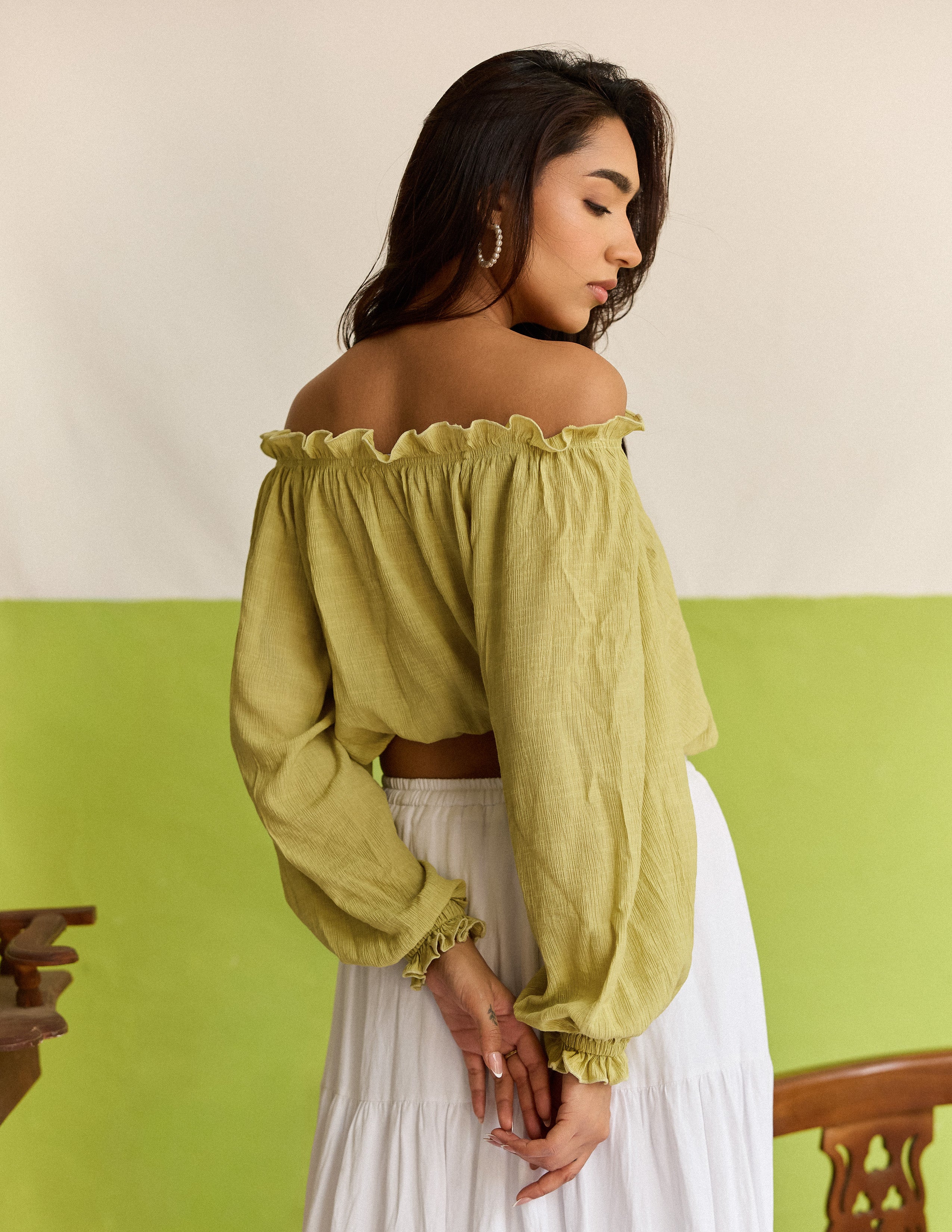 Tassel Detailed Baloon Sleeved Off Shoulder Top