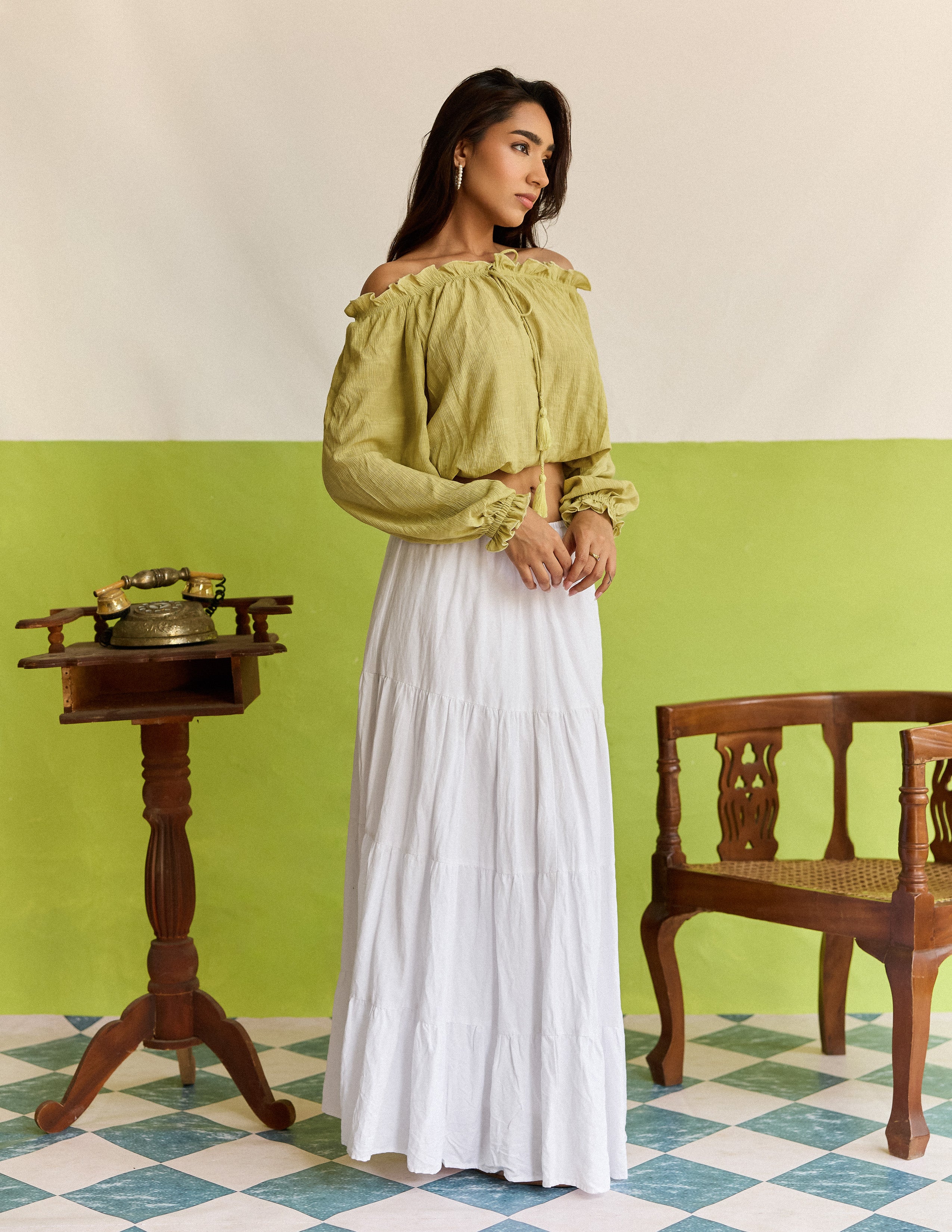 Tassel Detailed Baloon Sleeved Off Shoulder Top