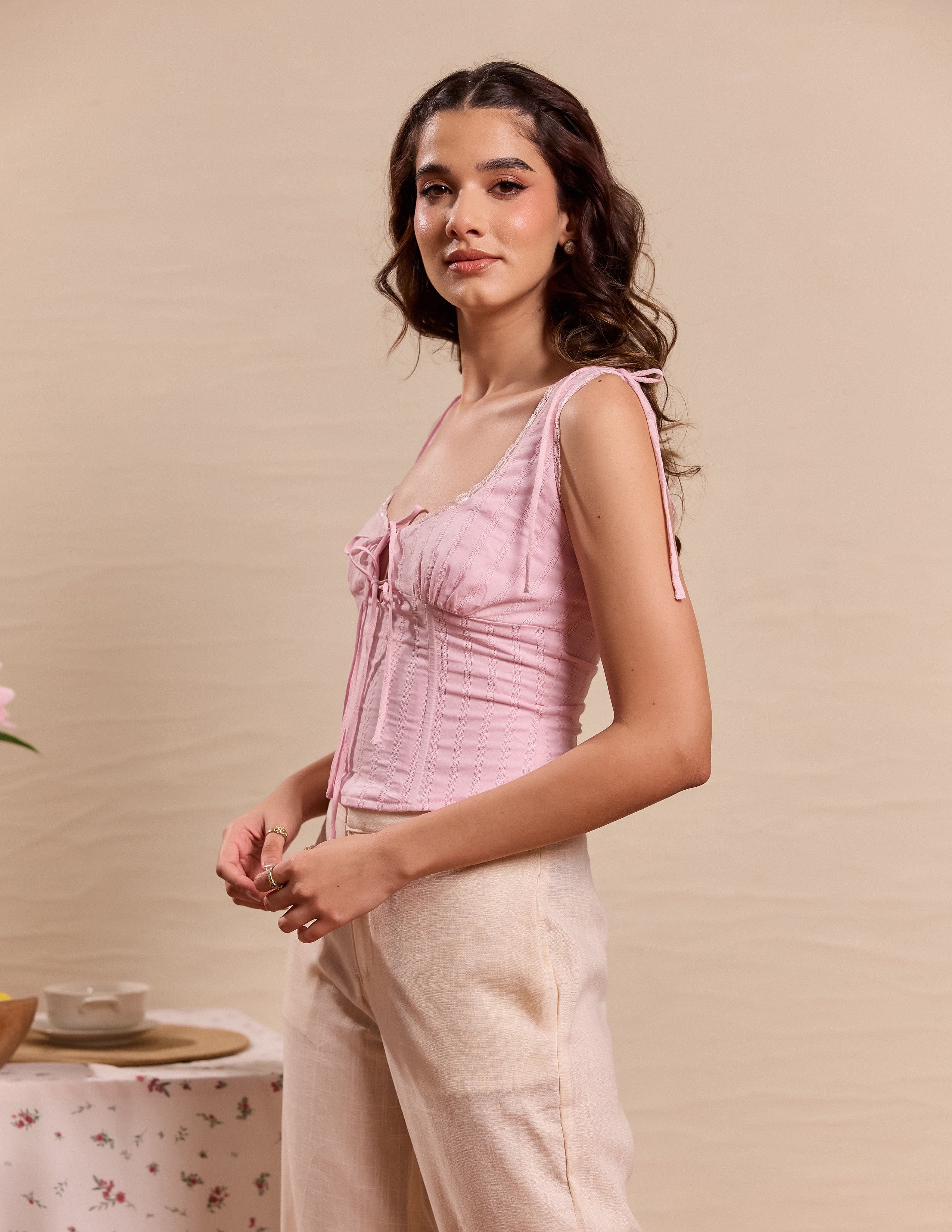 Lace Detailed Front Tie Up Sleeveless Top