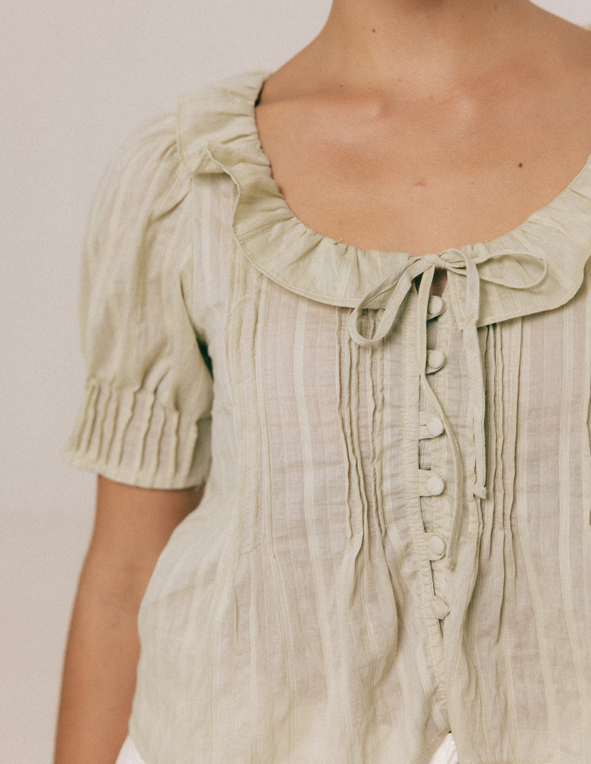 PINTUCK DETAILED TOP
