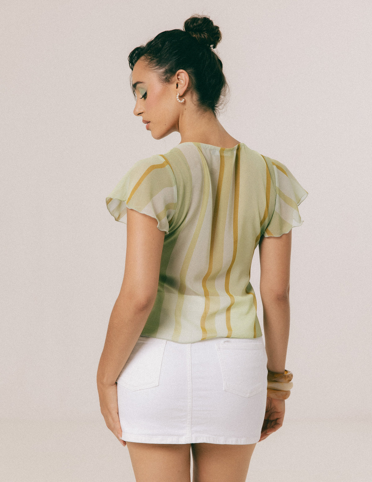 FRONT TIE UP V NECK FRILLED TOP