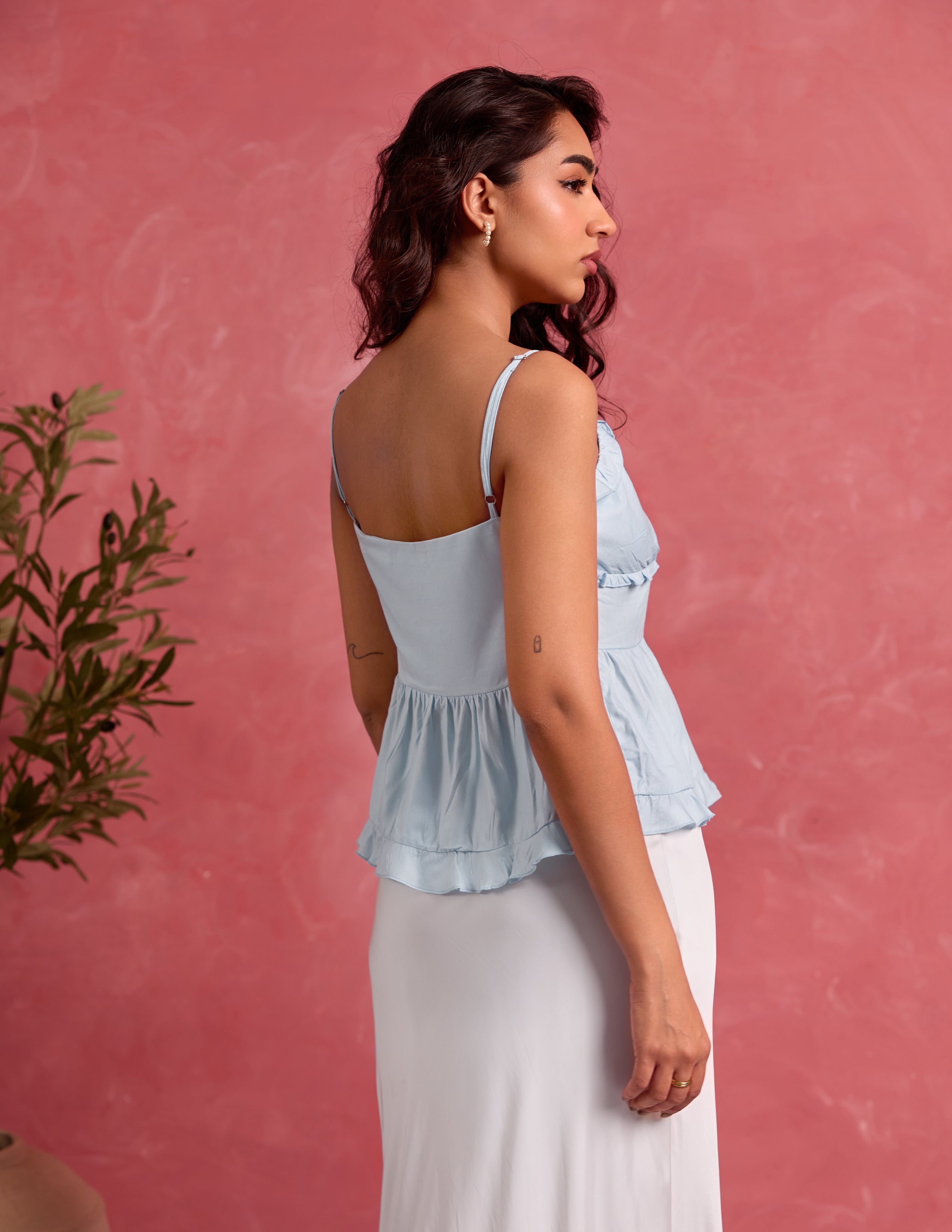 Front Tieup Detail Top