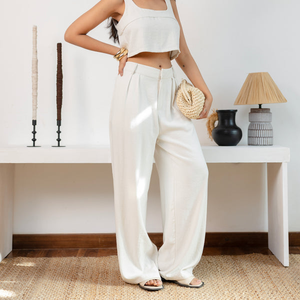 Pleat Detailed Wide Leg Pant