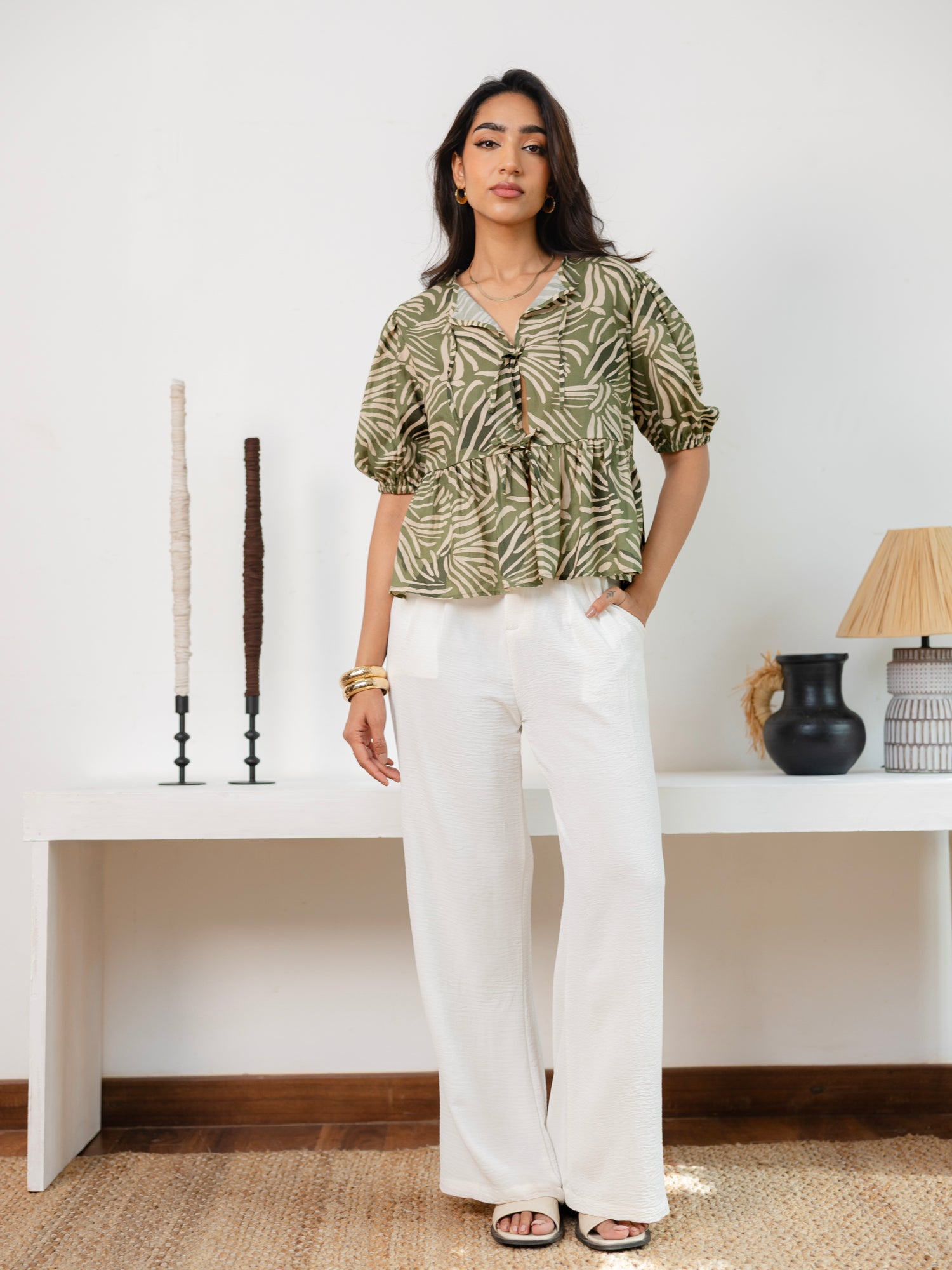 Front Tieup Detailed Top