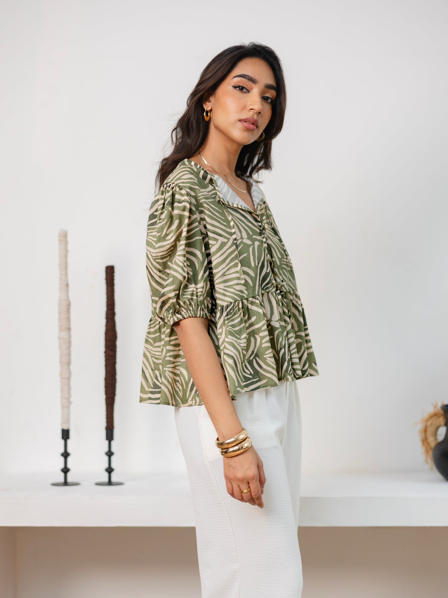 Front Tieup Detailed Top