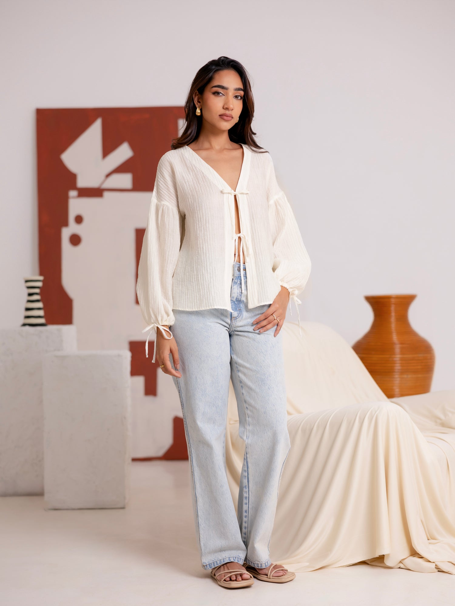 Front Tie Up Balloon Sleeved Top