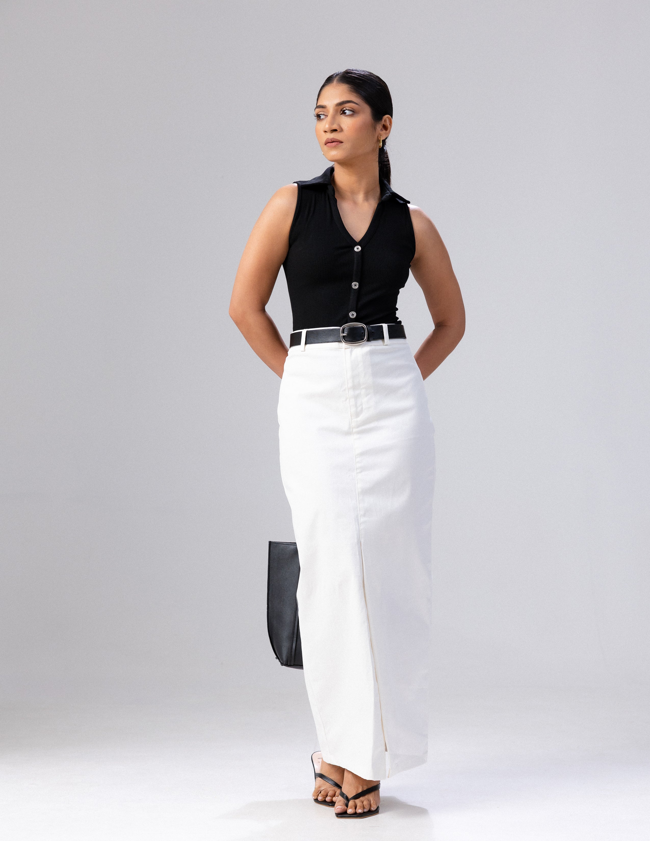 Front Slit Detailed Maxi Skirt