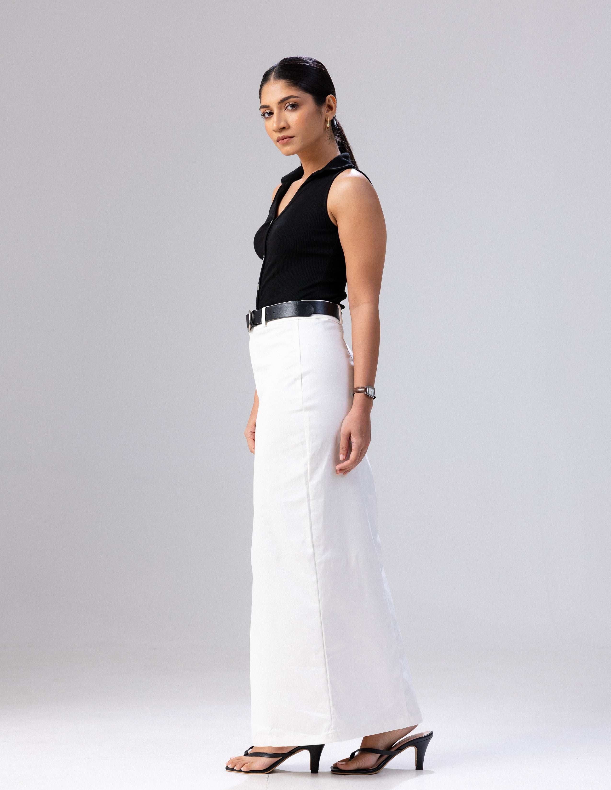 Front Slit Detailed Maxi Skirt