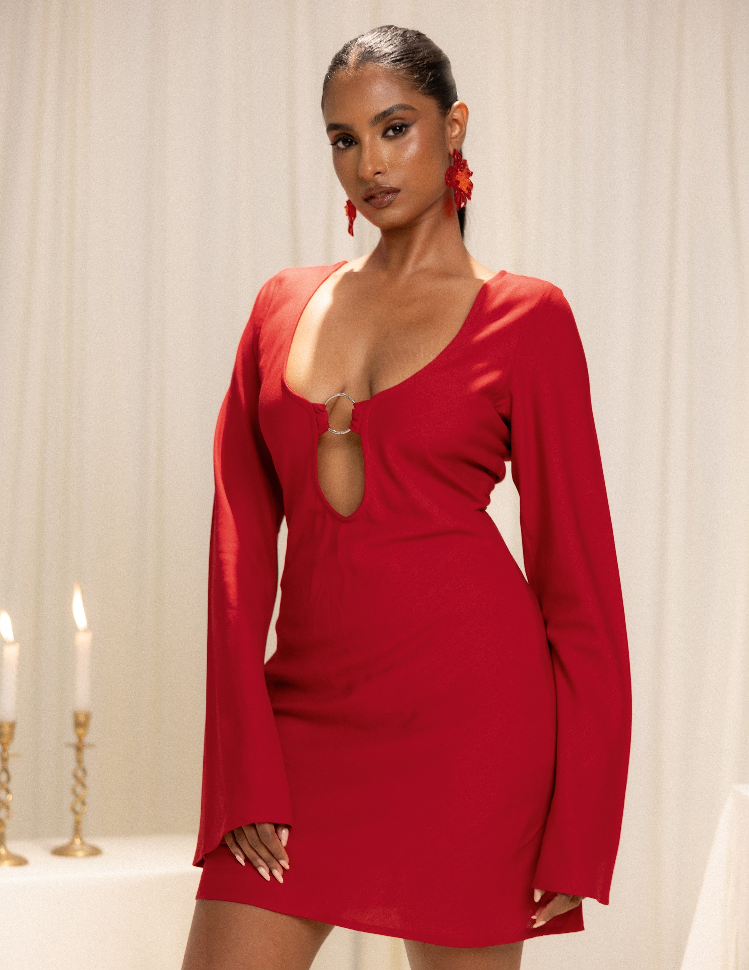 Front Ring Detailed Long Sleeved Mini Dress