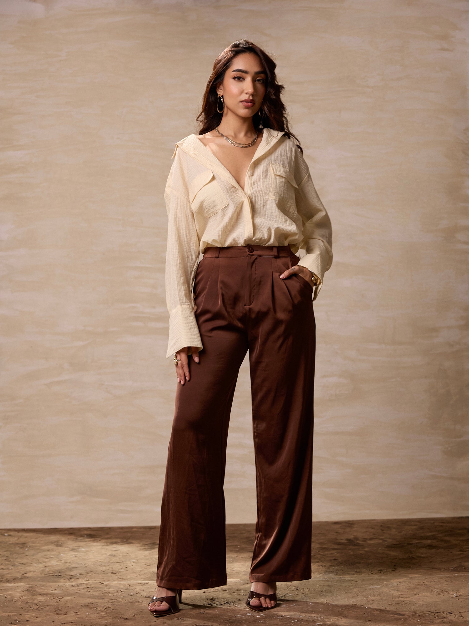 Pocket Detailed Loose Fit Top