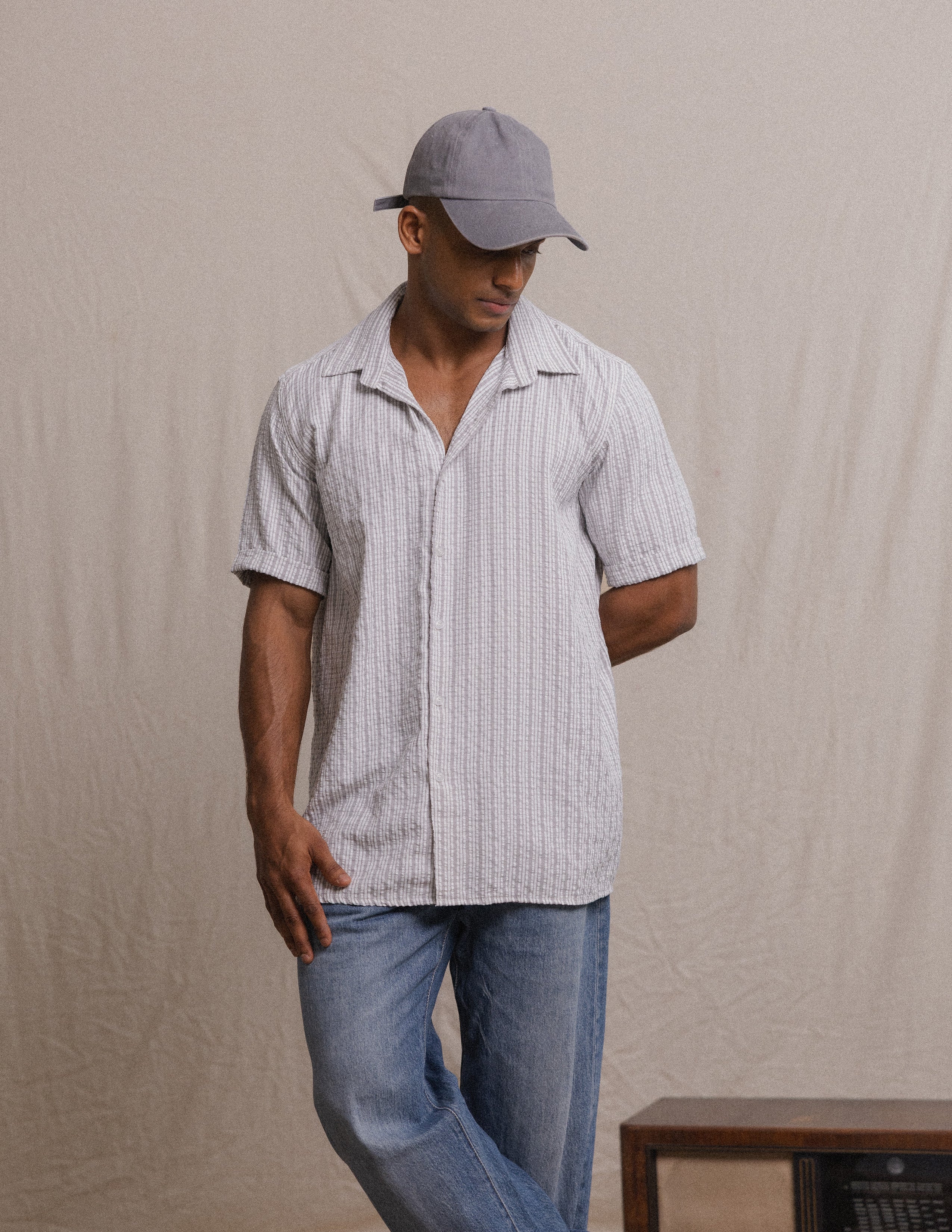 Folded sleeve box pleat detail shirt
