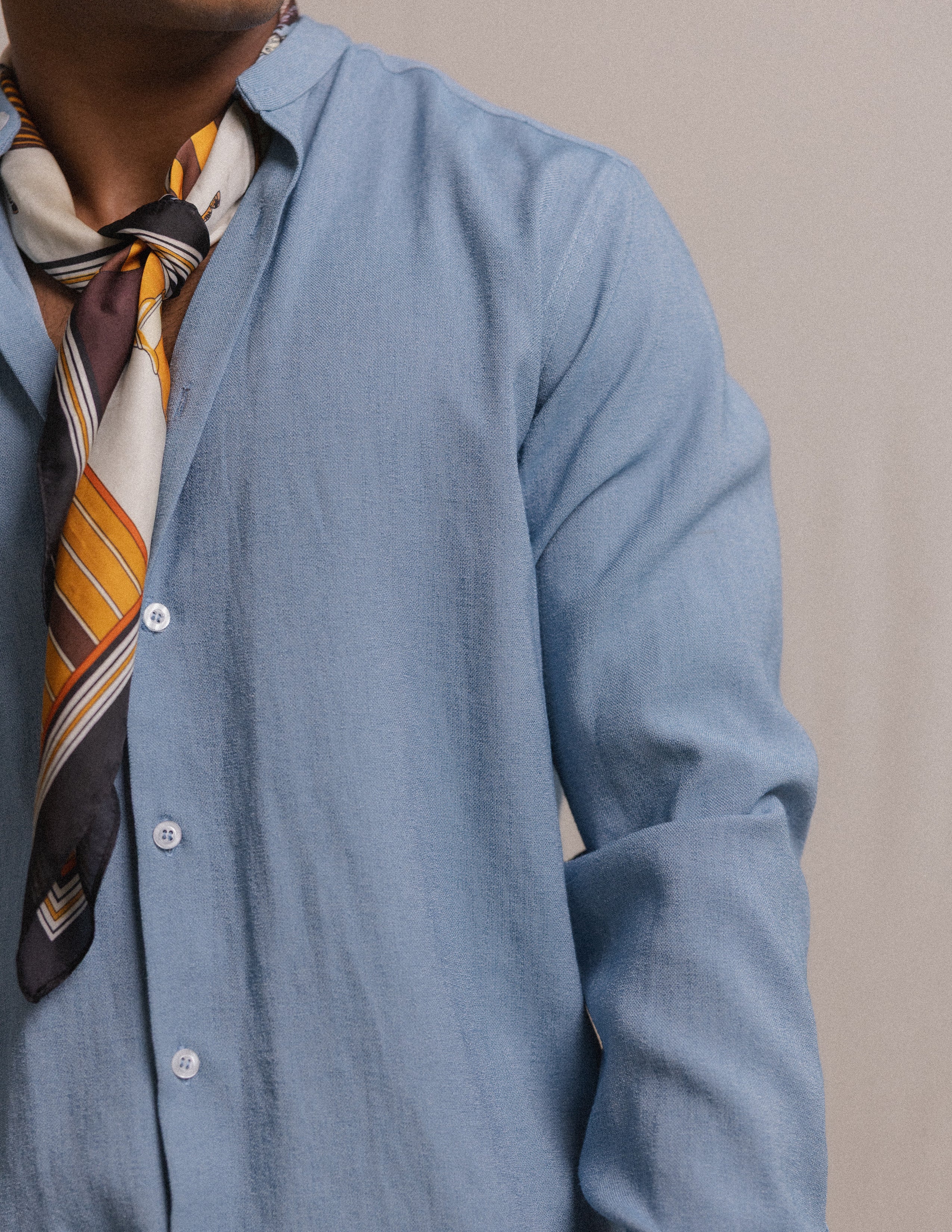 Regular fit chinese collar long sleeve shirt