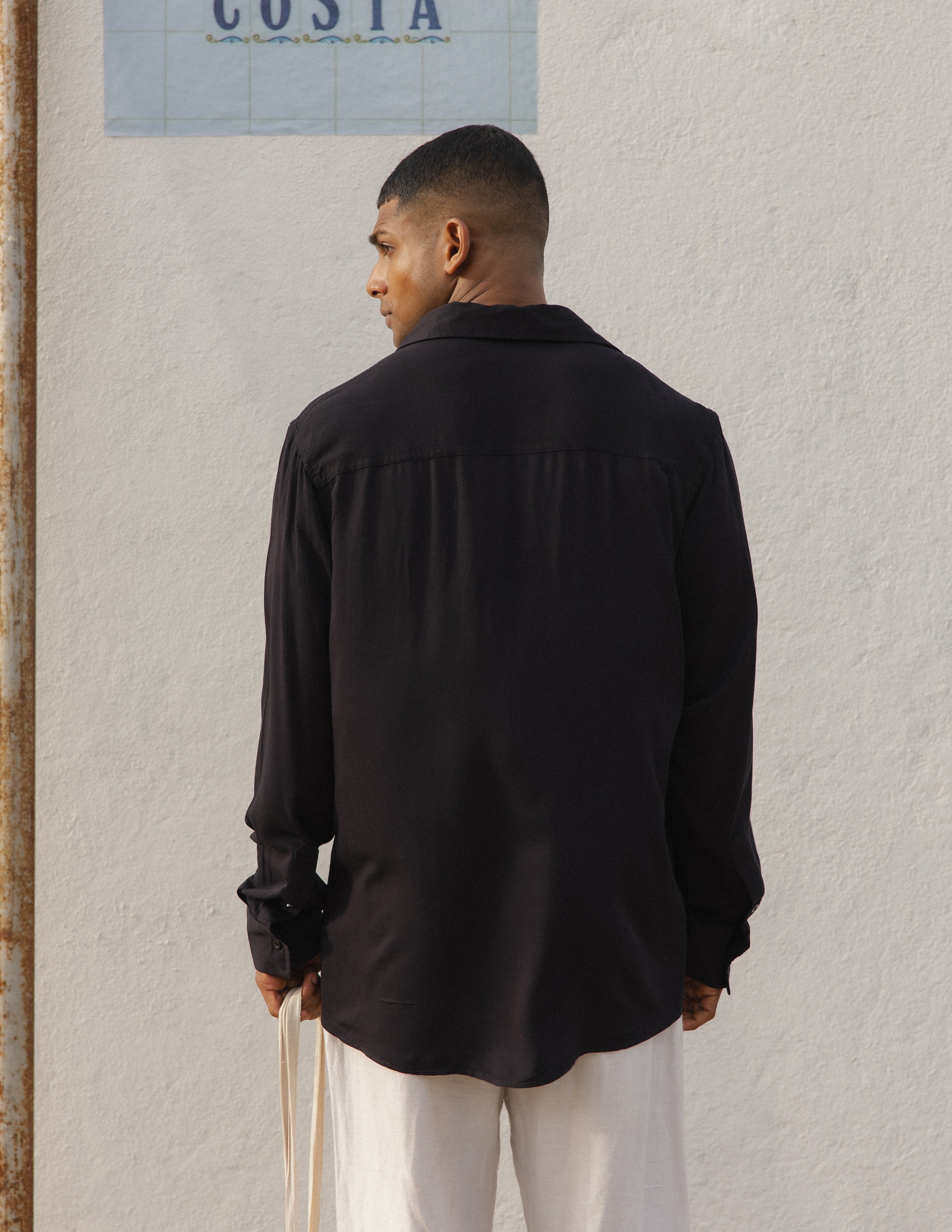 Half placket curved hem detail shirt