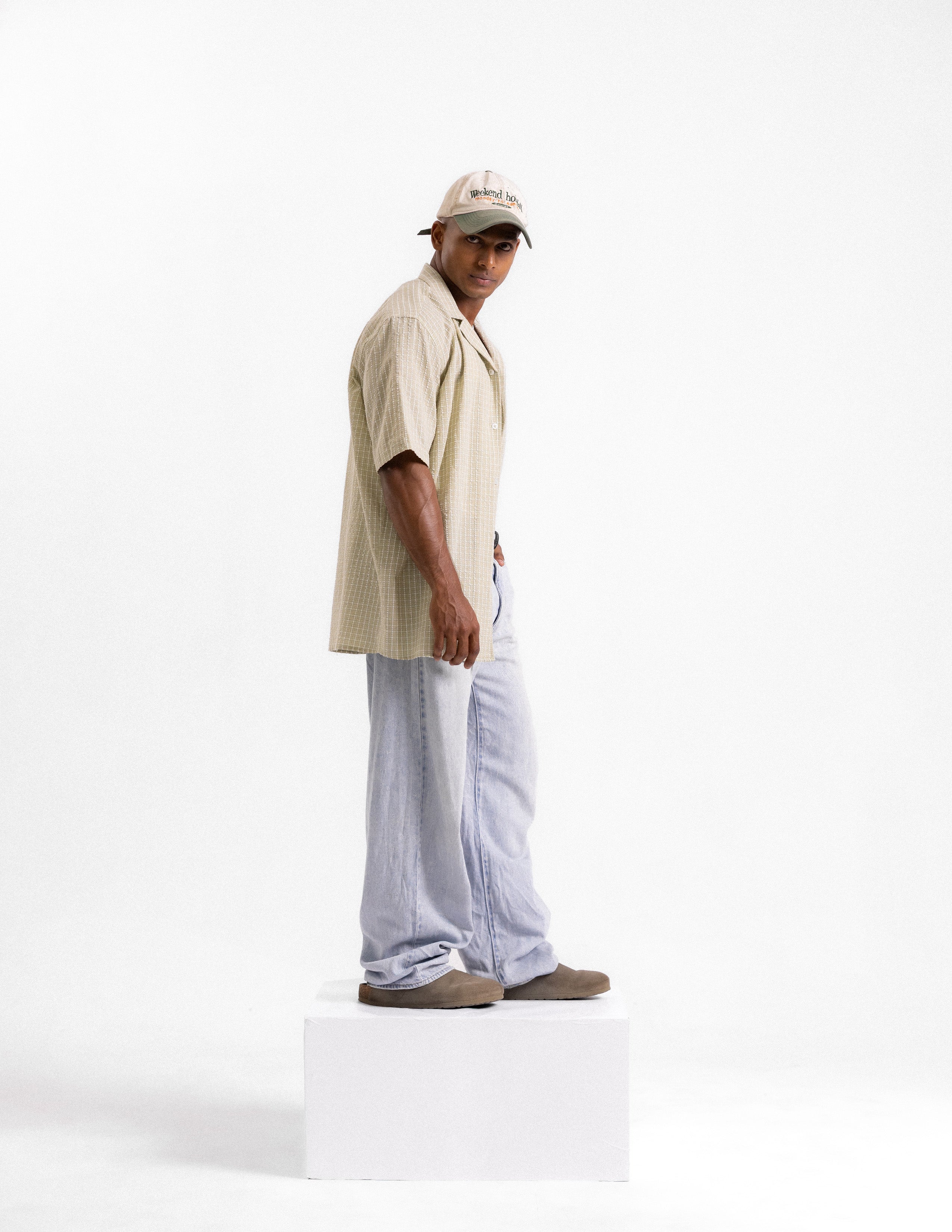 Center back pleat oversized shirt