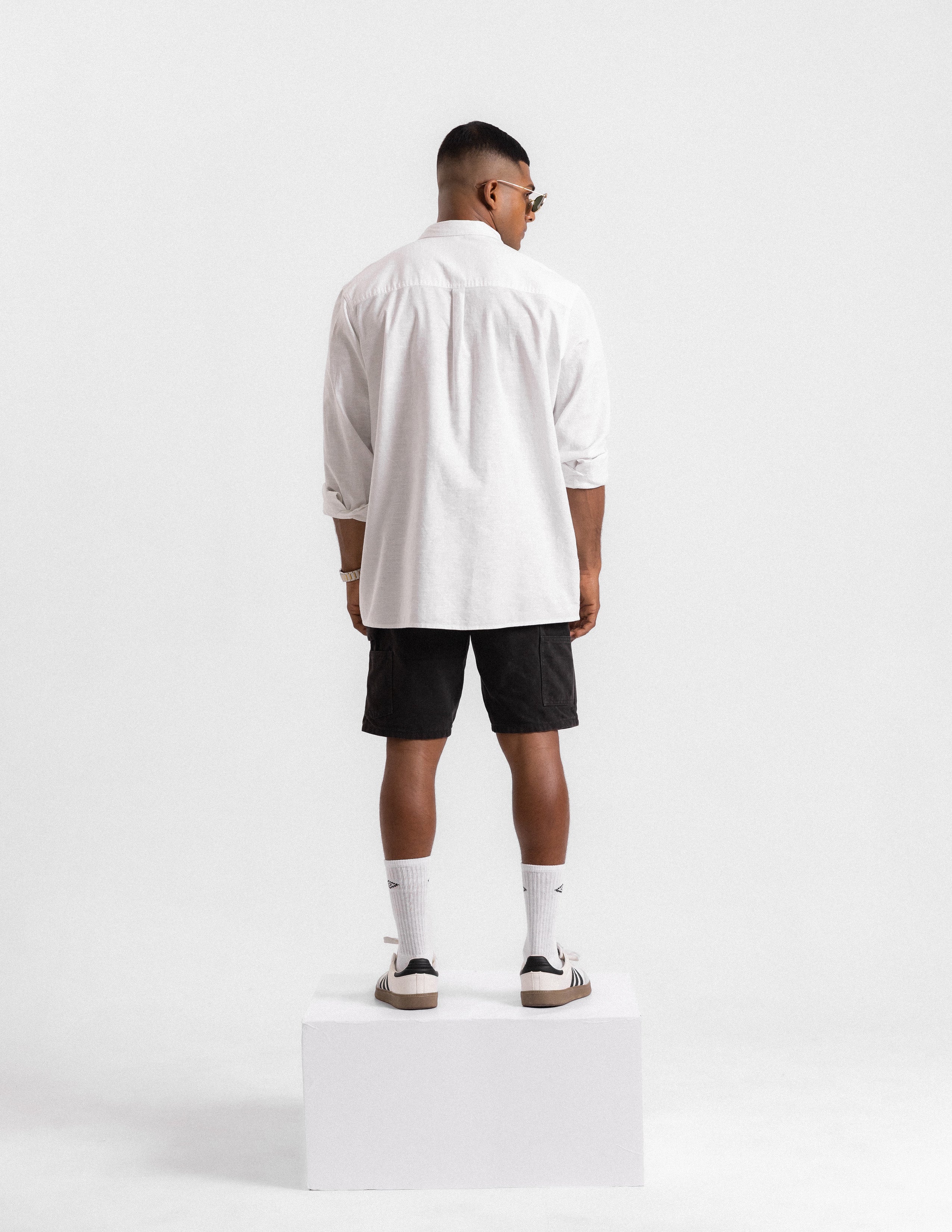 Center back pleat detail long slleeve shirt