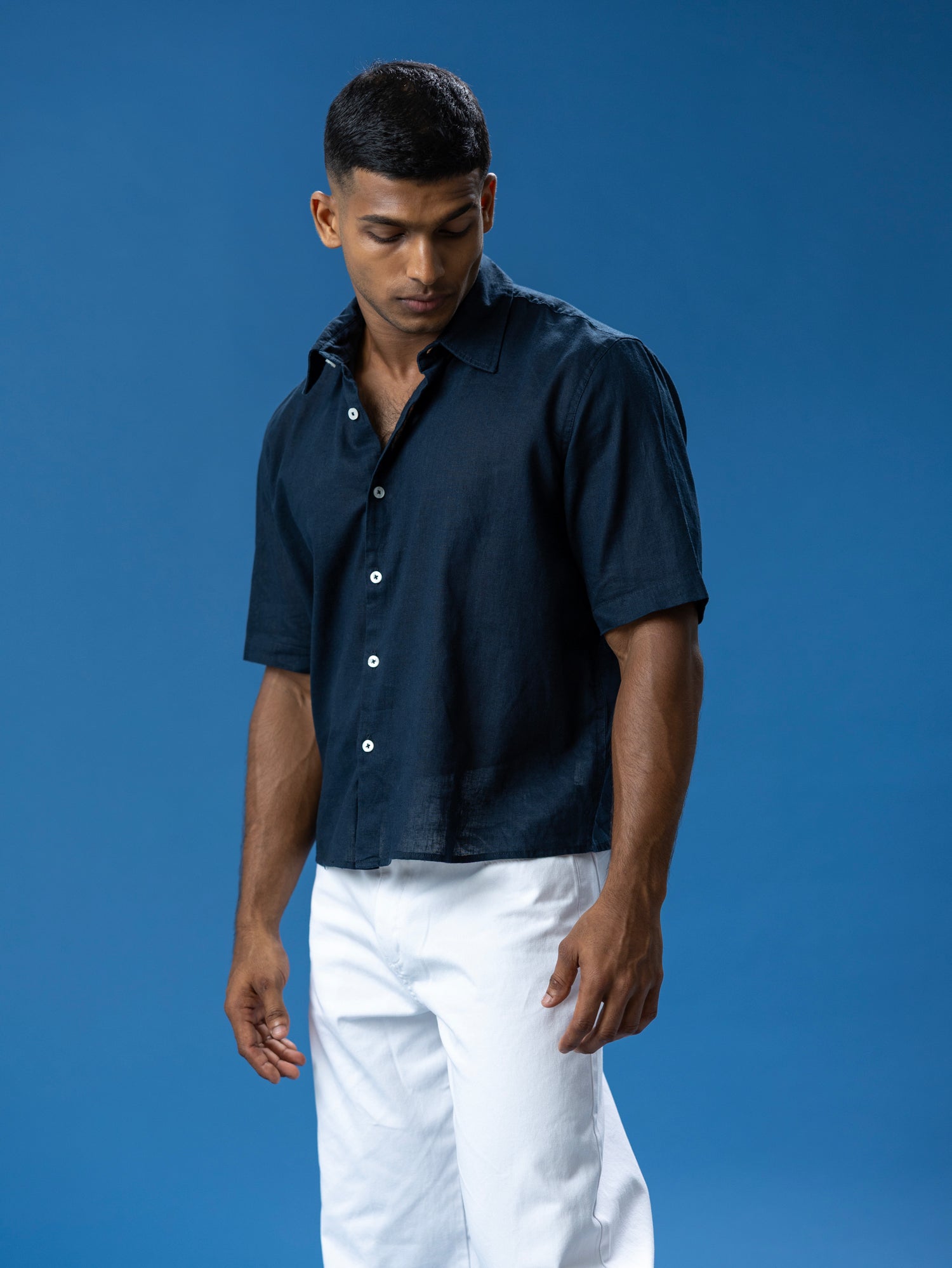 Oversized crop shirt