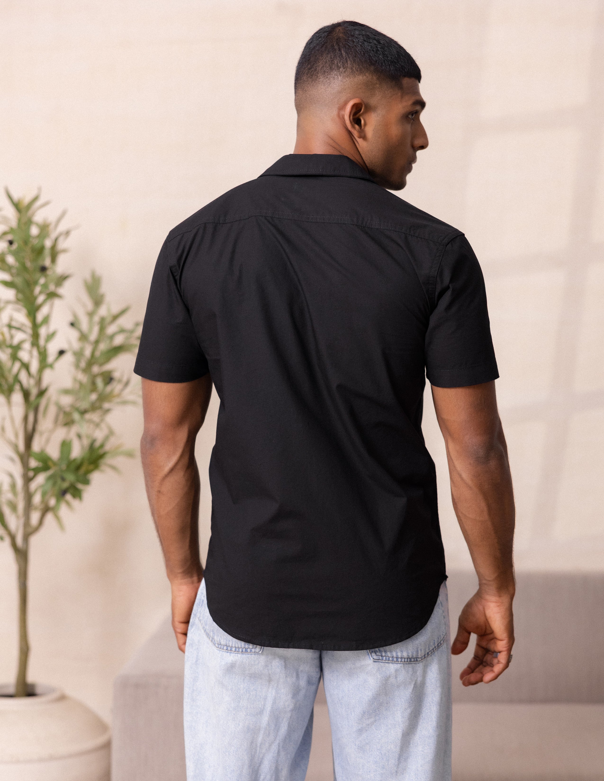 Slim fit short sleeve shirt