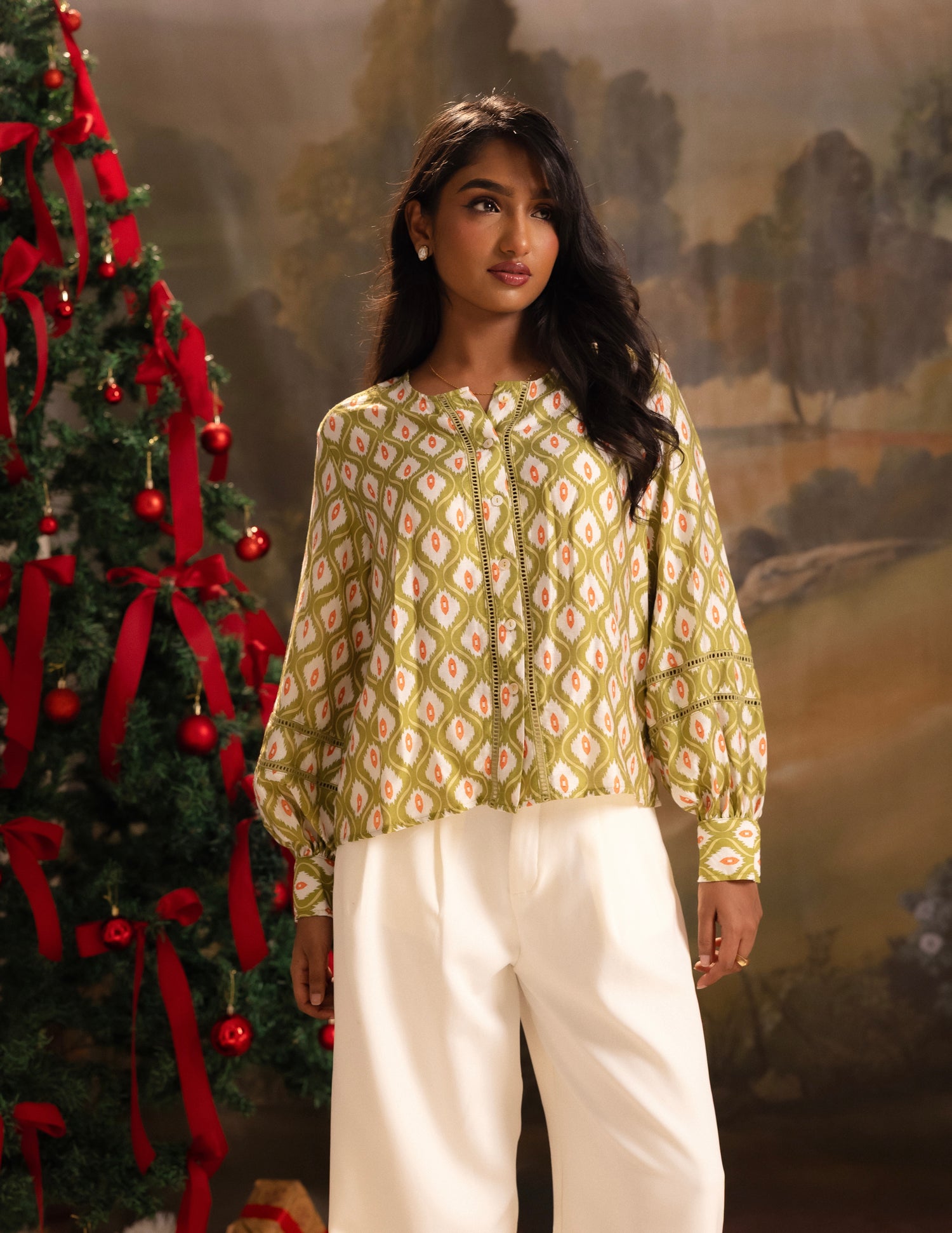 Ladder Lace Detailed Printed Top