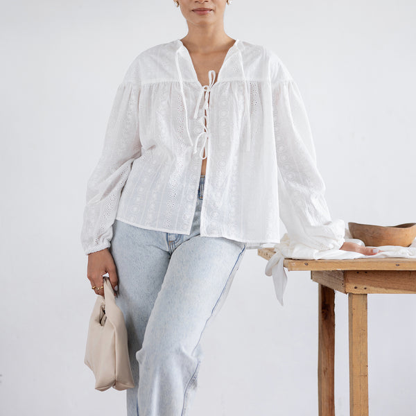 Front Tie Up Puff Sleeved Top