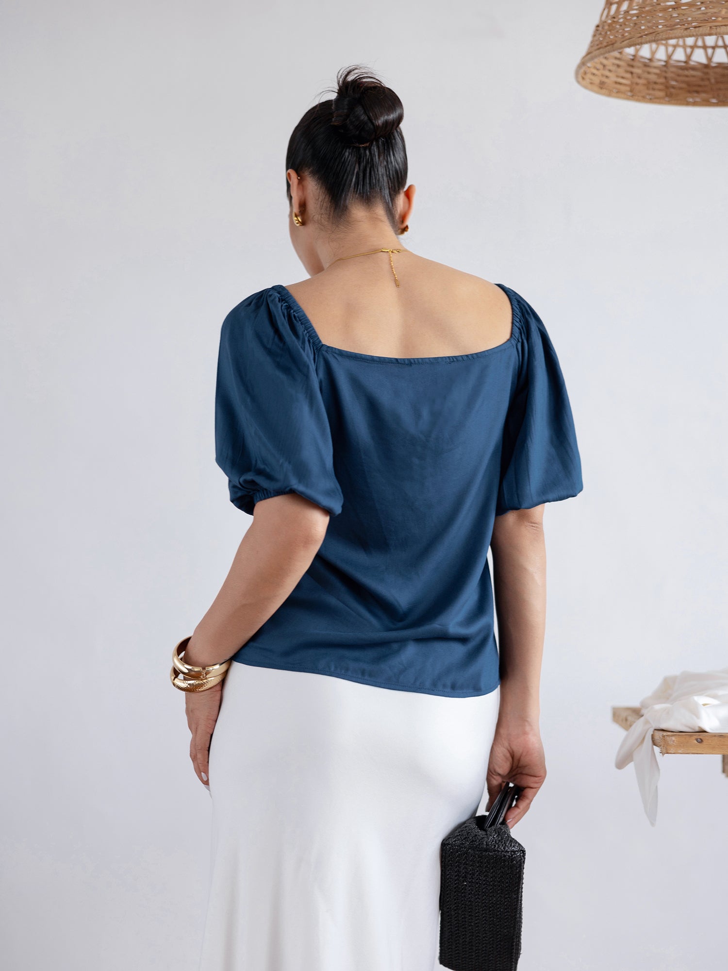 Front Tie Up Puff Sleeved Top