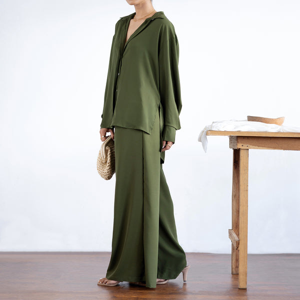 Button Down Long Sleeved Top