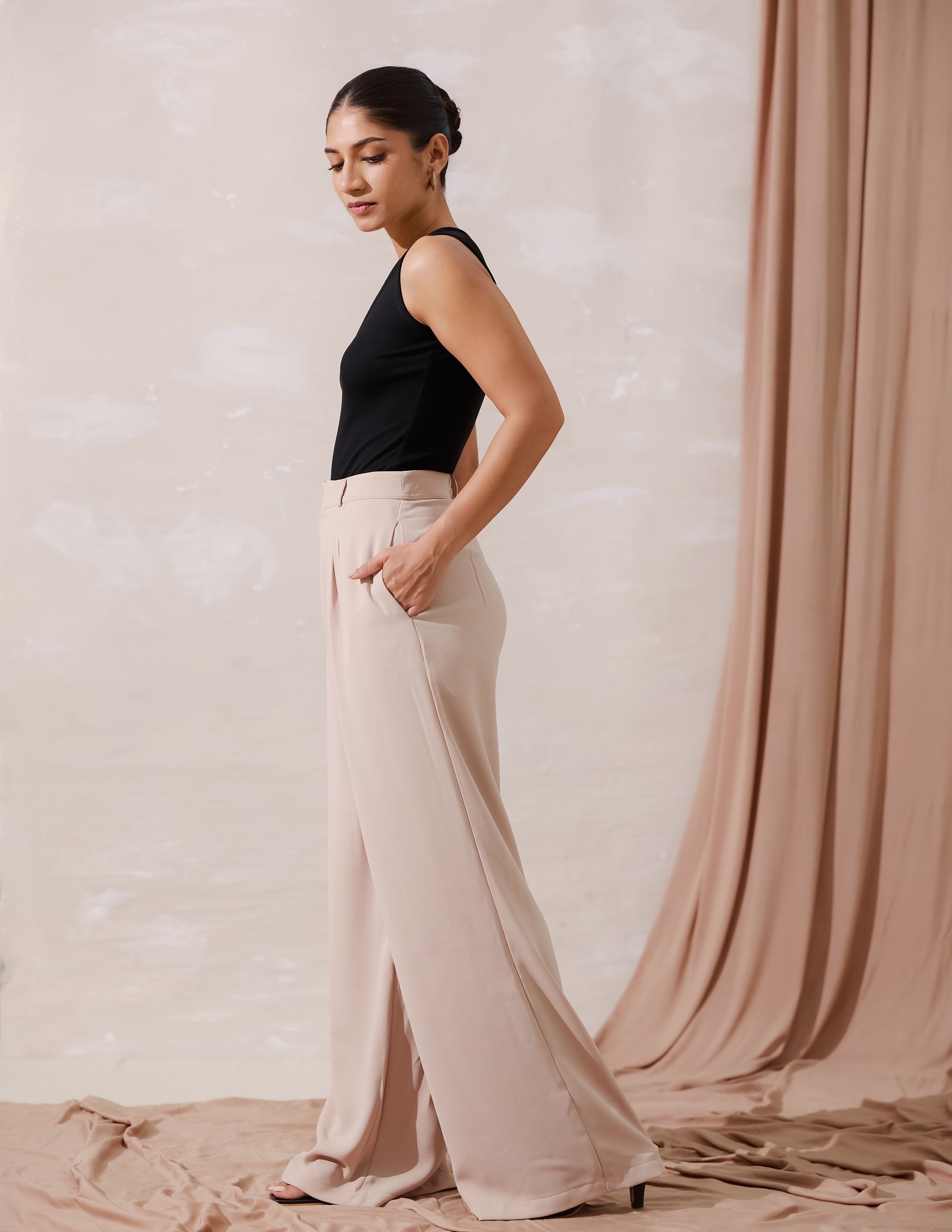 Front Pleated Wide Leg Pant