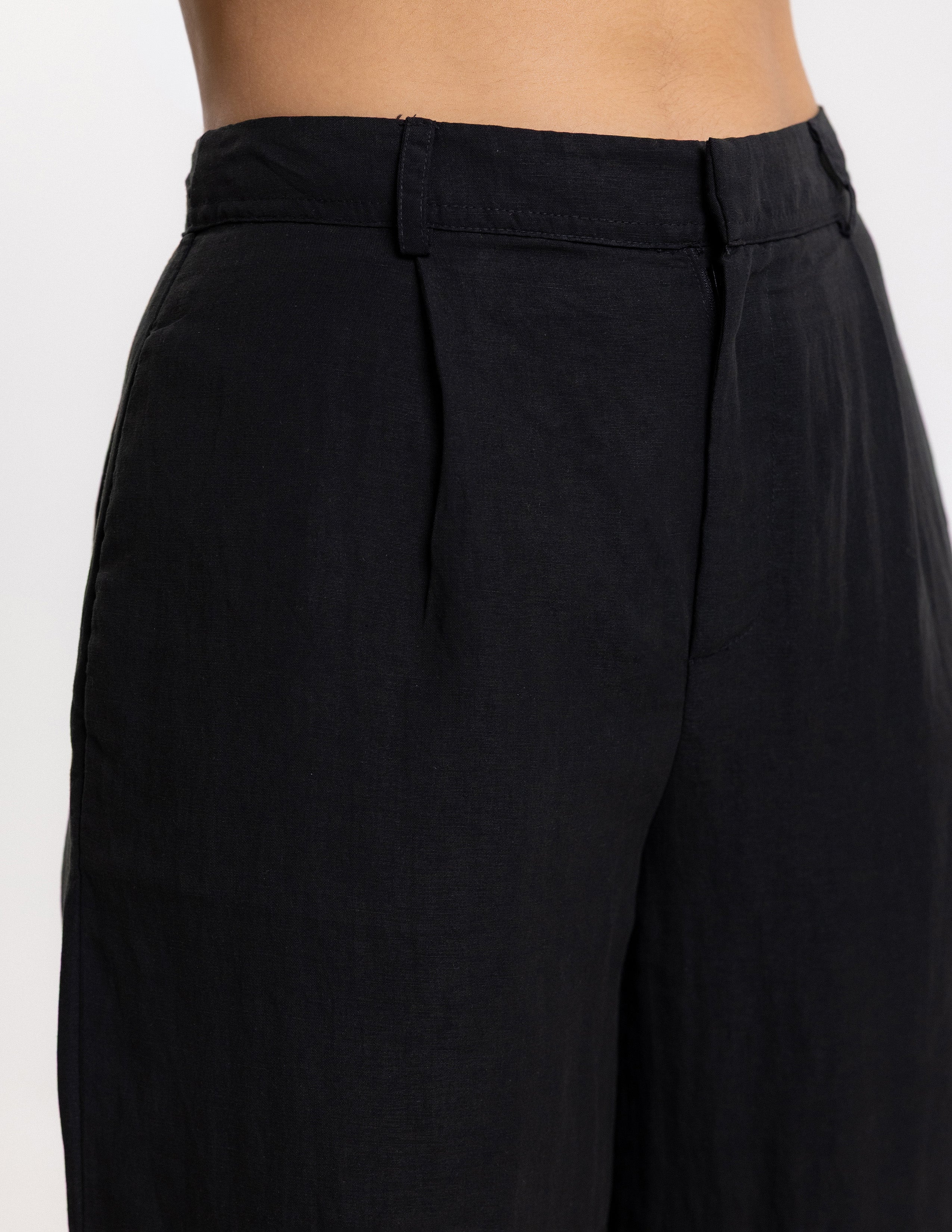 Straight Leg Pant