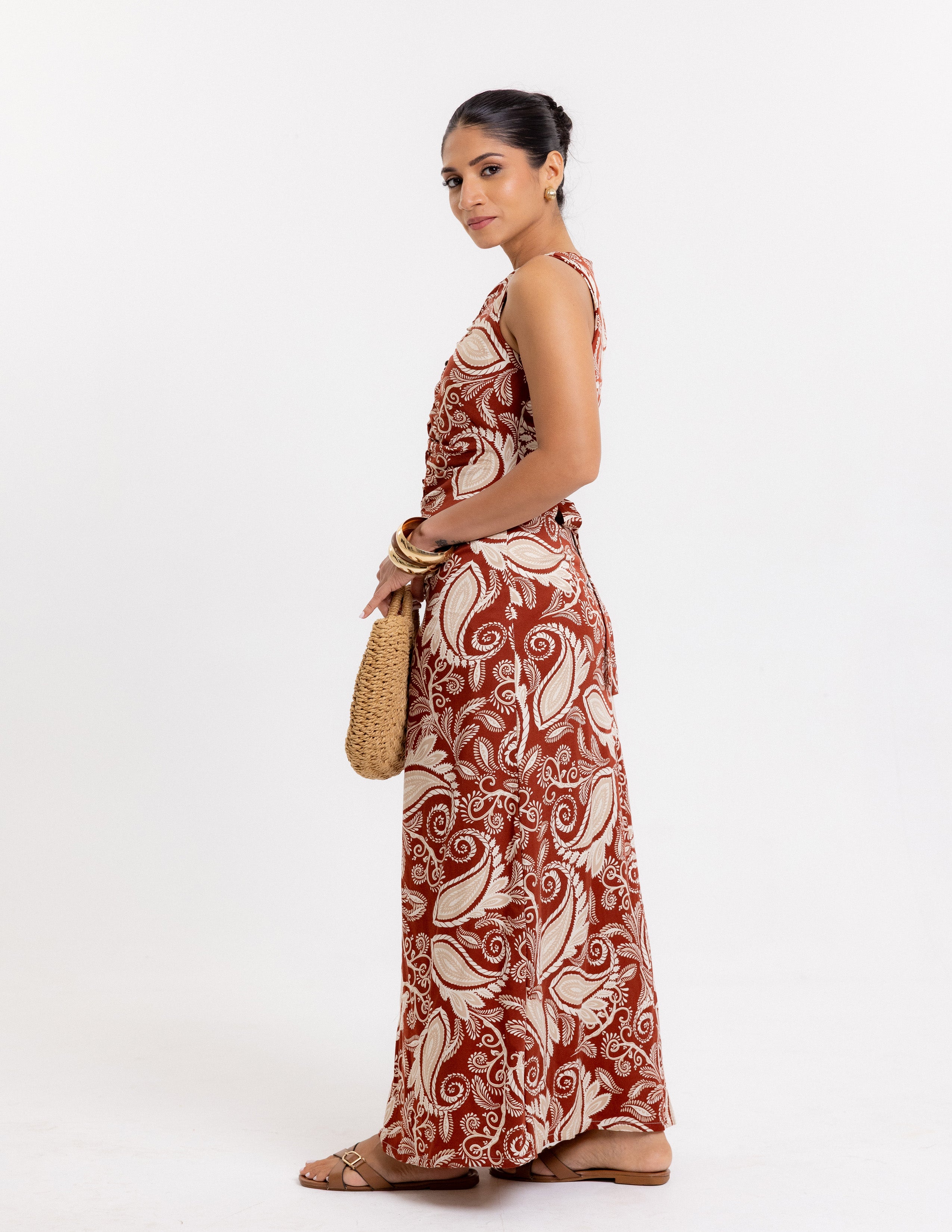 Keyhole Detailed Front Gathered Maxi Dress