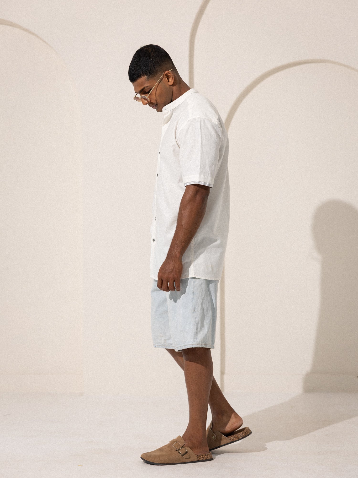 Binding detail chinese collar shirt