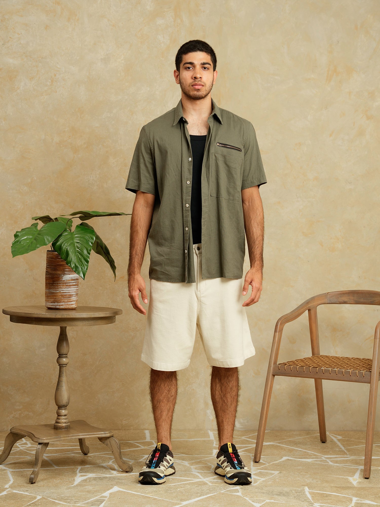 Oversized regular collar shirt