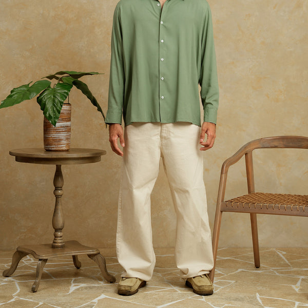 Basic regular collar shirt