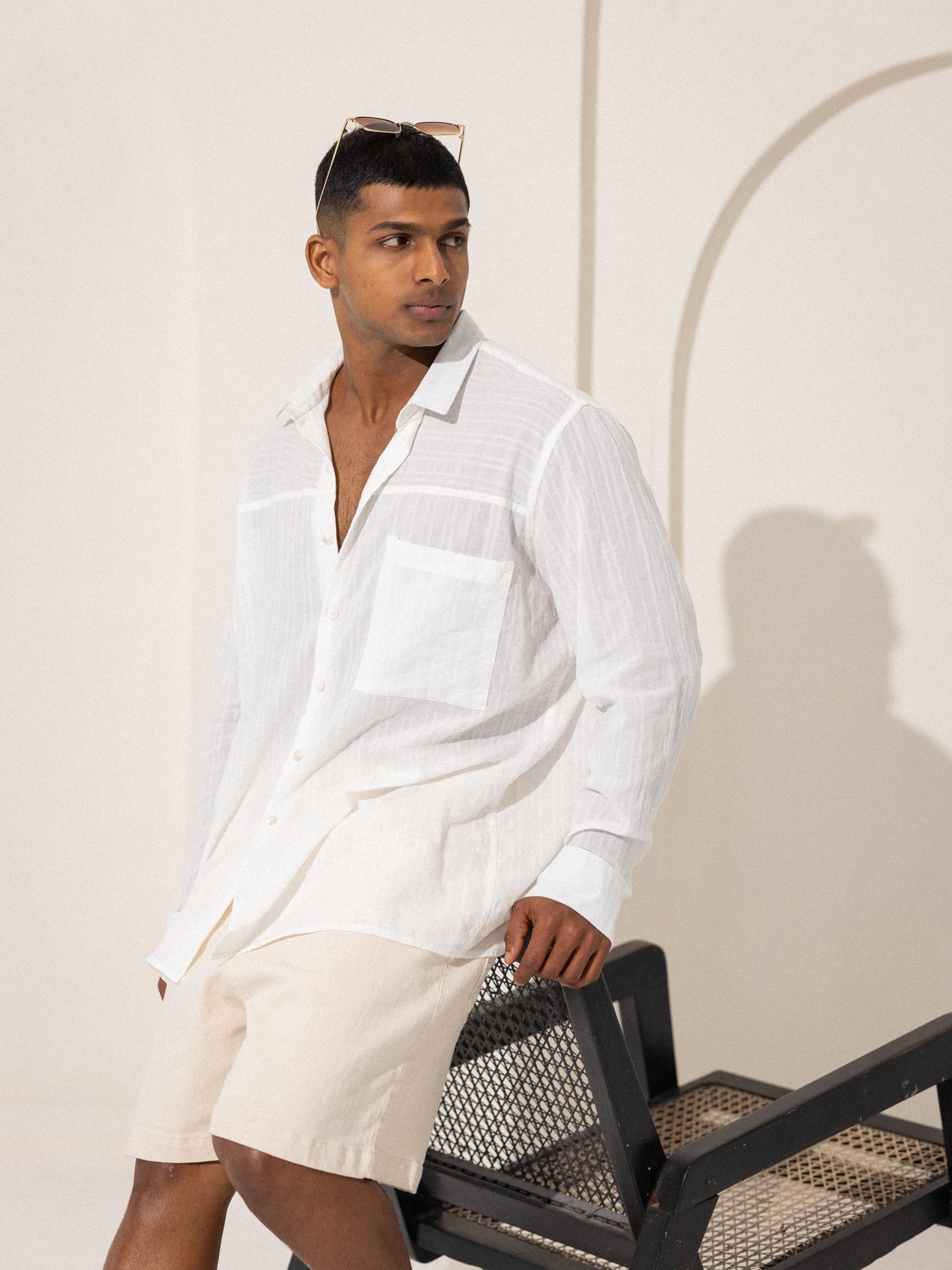 Cut and sew detail chest pocket shirt