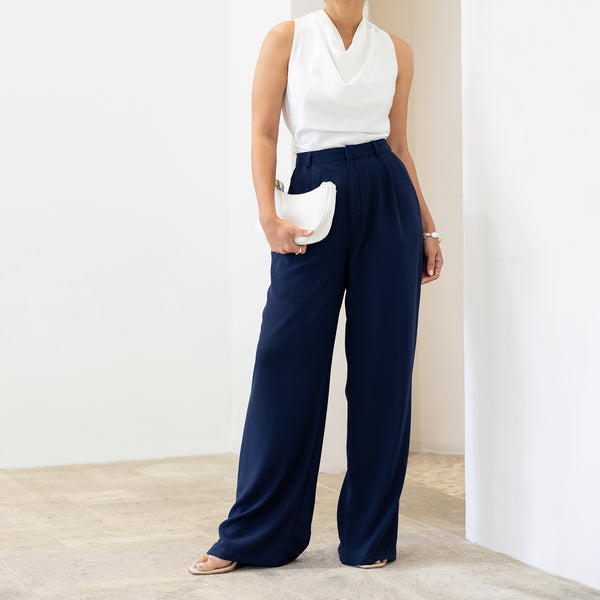 Pleat Detailed Wide Leg Pant
