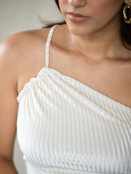 Single Shoulder Ruched Detail Body-Suit
